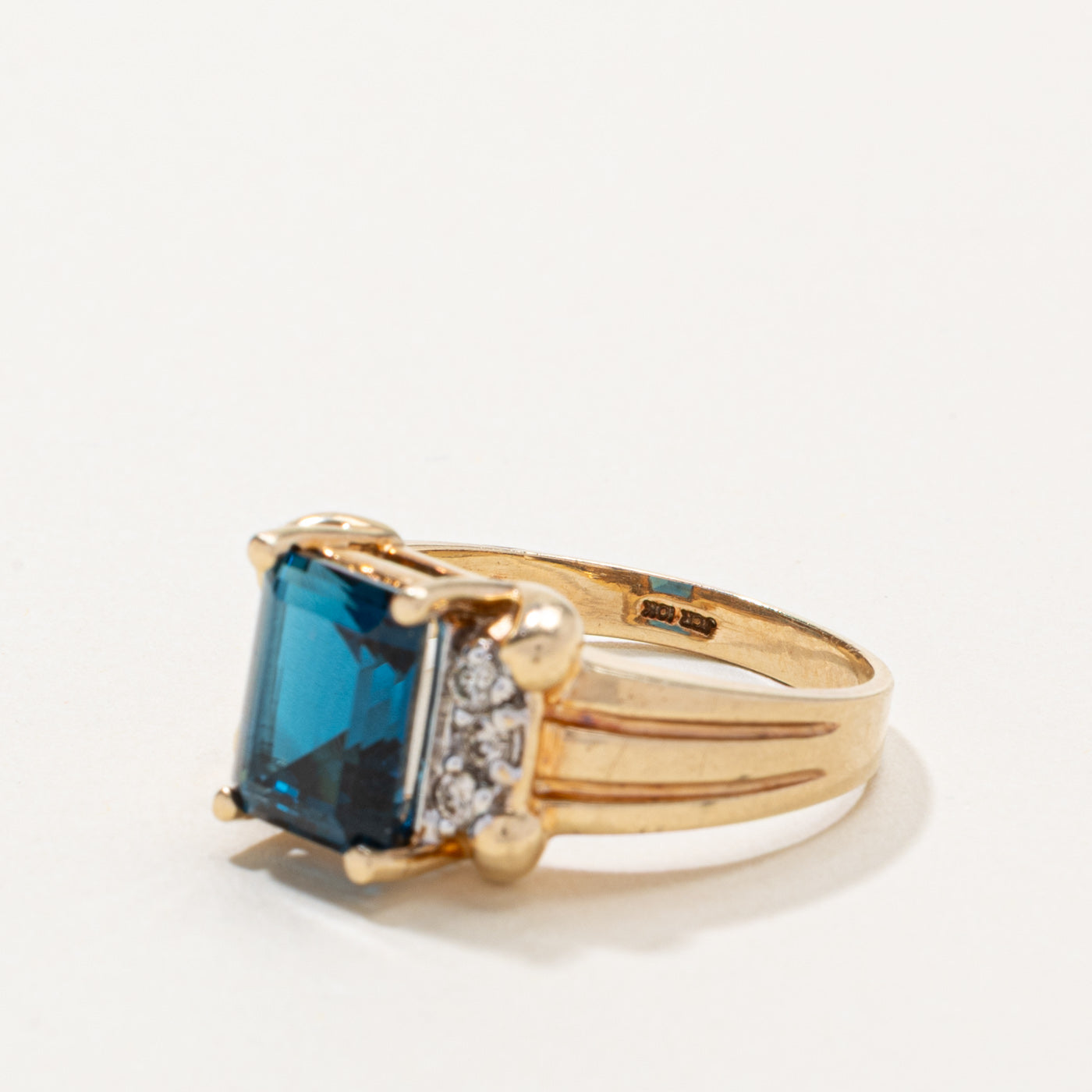 10k London Blue Topaz & Diamond Grooved Ring | 2.60ct, 0.15ctw | SZ 6.75