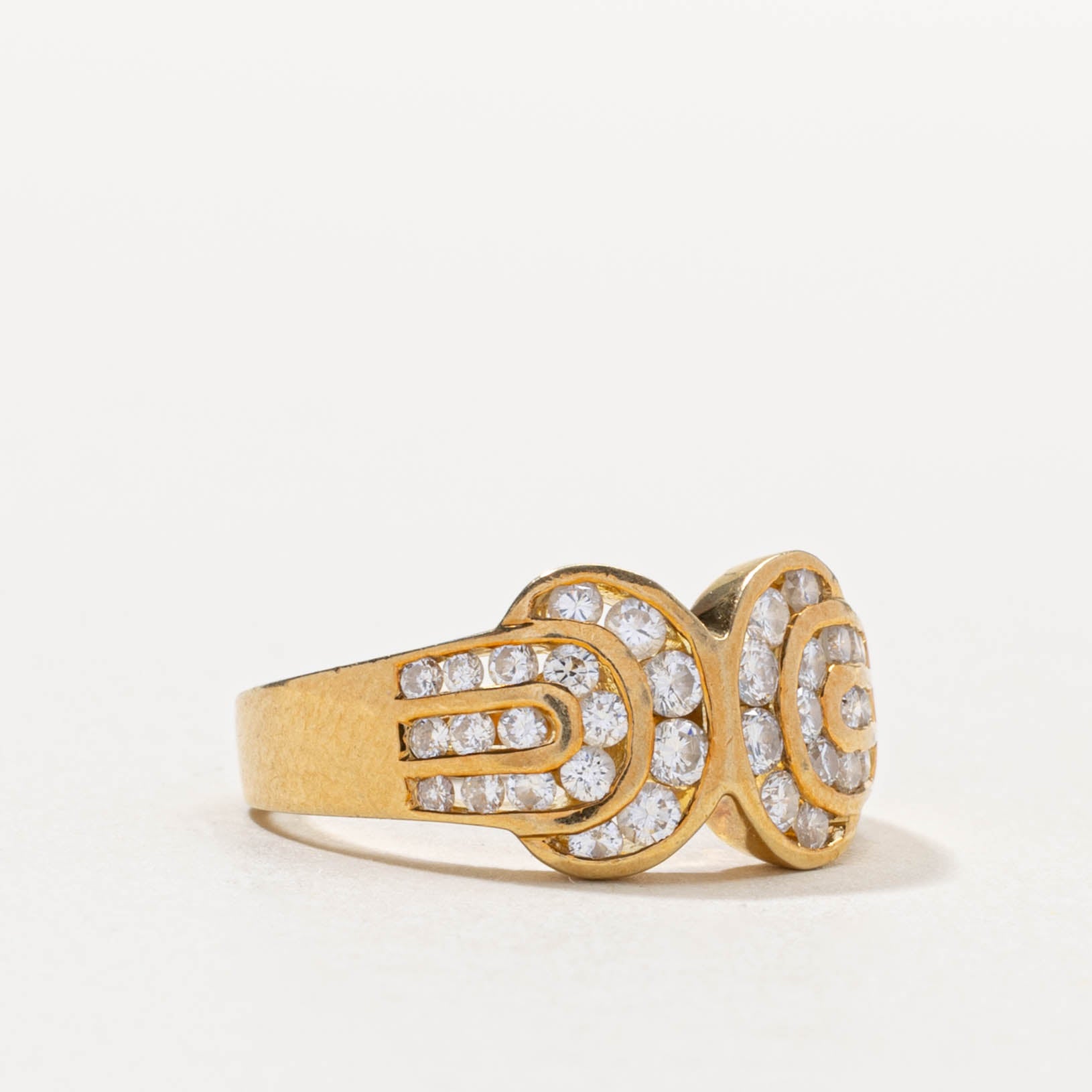 18k Channel Set Diamond Buckle Ring | SZ 5.75