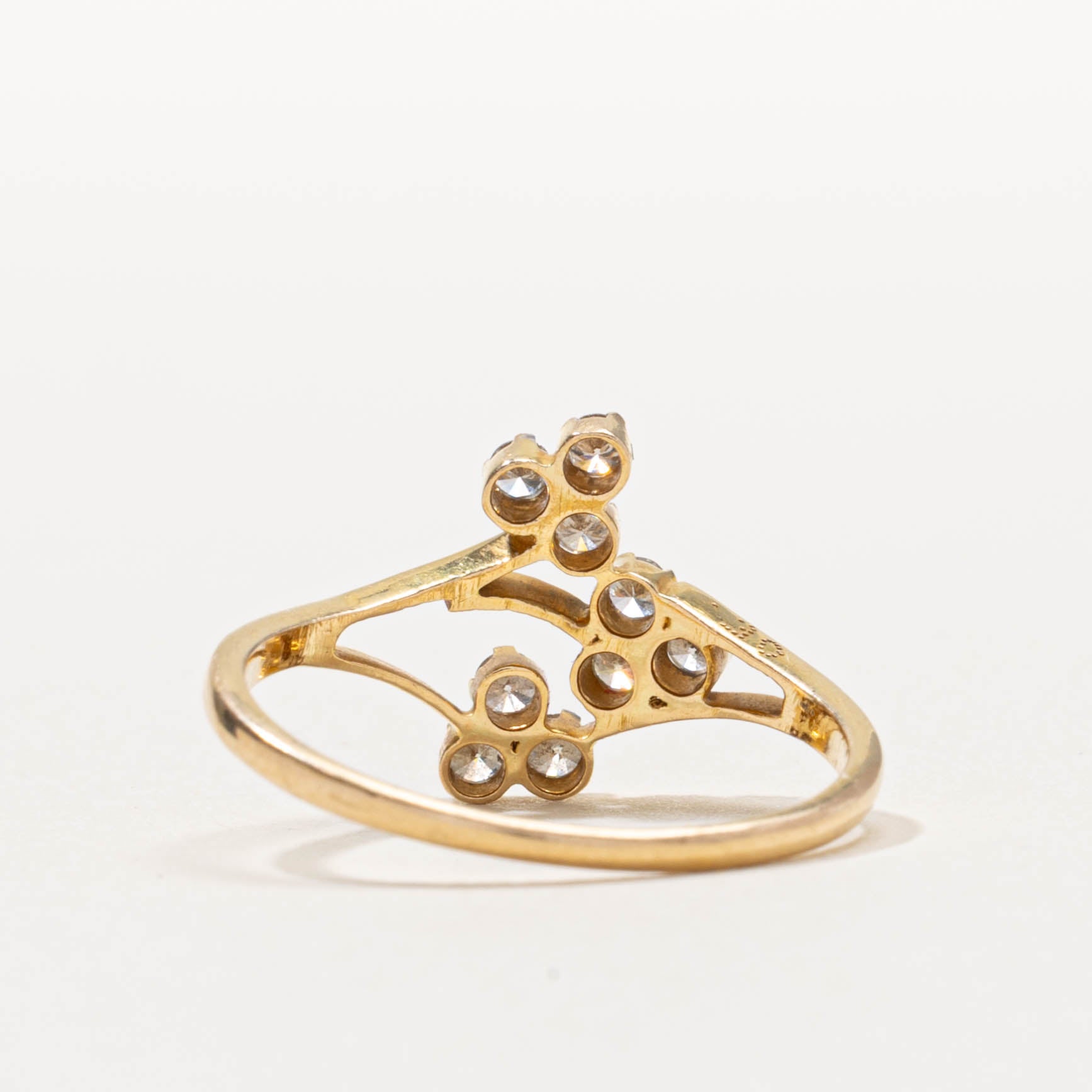 18k Scatered Diamond Bypass Ring | SZ 7.75