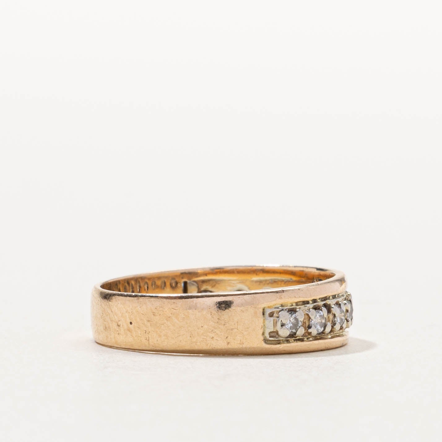 14k Semi-Eternity Diamond Grooved Band | 4.25mm | SZ 4.75