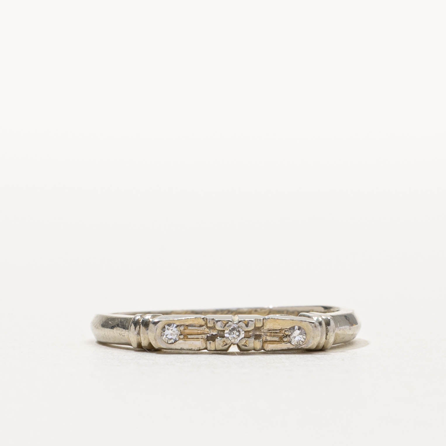 18k Diamond Engraved Fluted Band | SZ 6.75