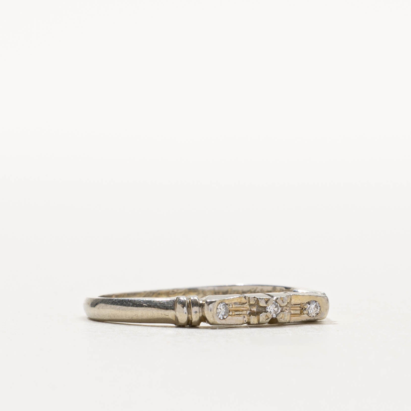 18k Diamond Engraved Fluted Band | SZ 6.75