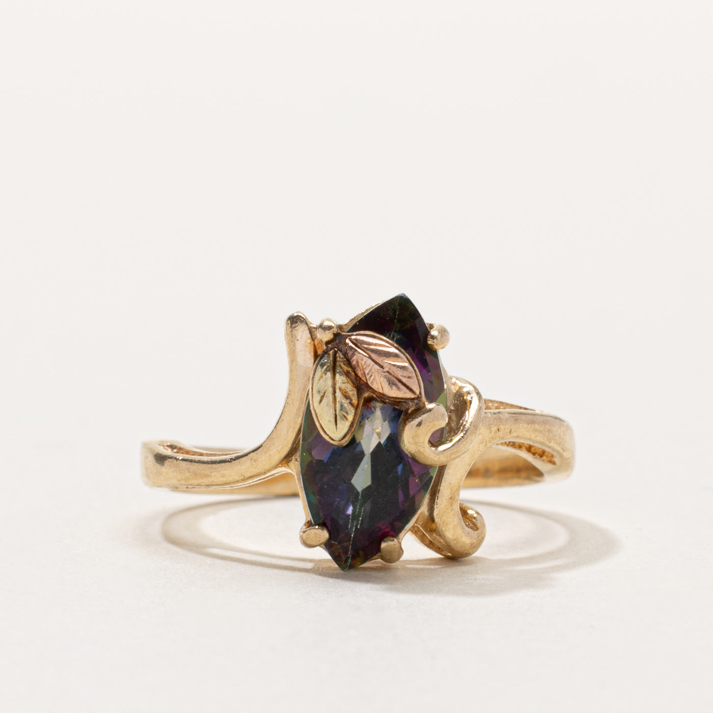 10k Mystic Topaz Leaf Engraved Ring | 2.00ct | SZ 6