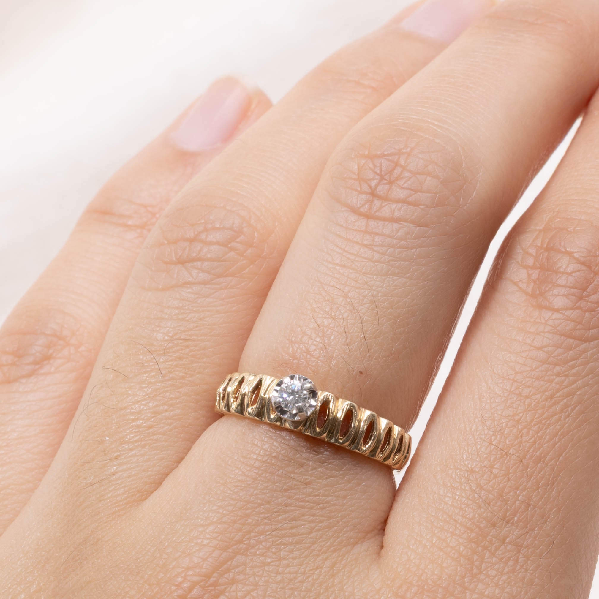 14k Illusion Set Diamond Openwork Ring | SZ 6.25