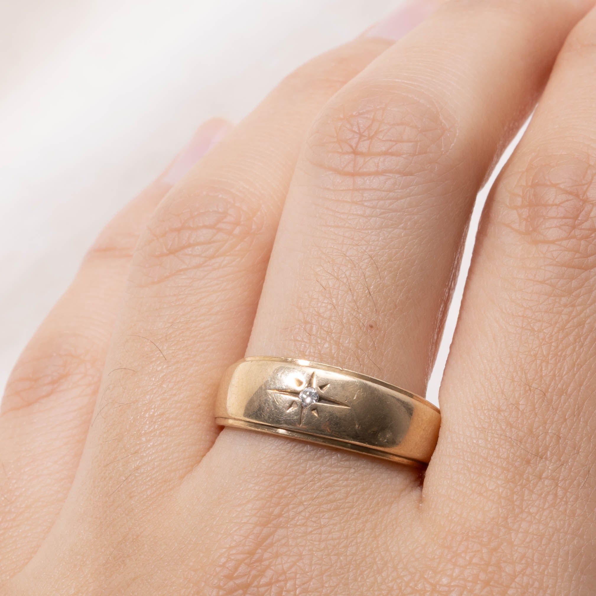 Vintage Canadian Star Set Diamond Dome Ring | SZ 10
