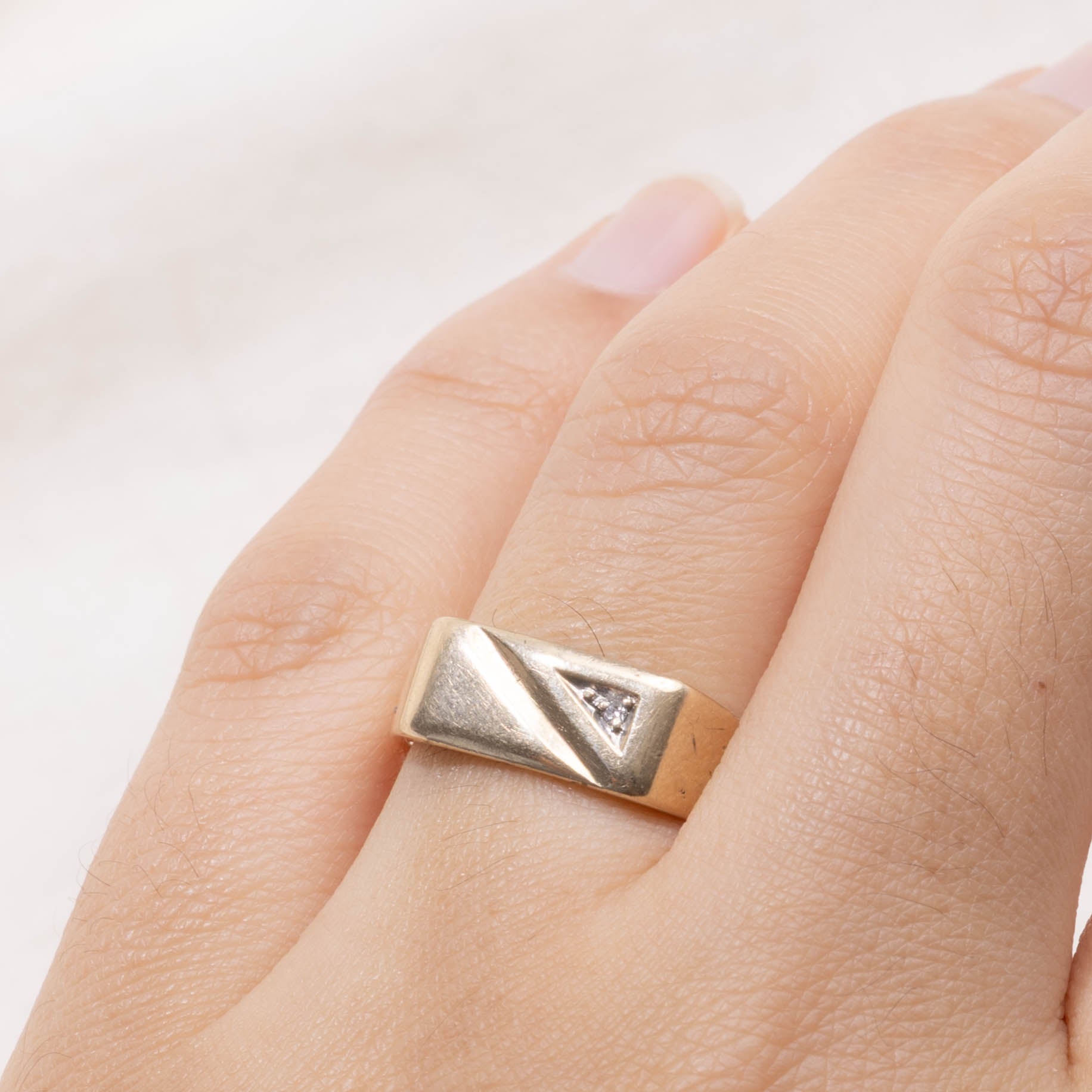 10k Diamond Diagonally Grooved Ring | SZ 9