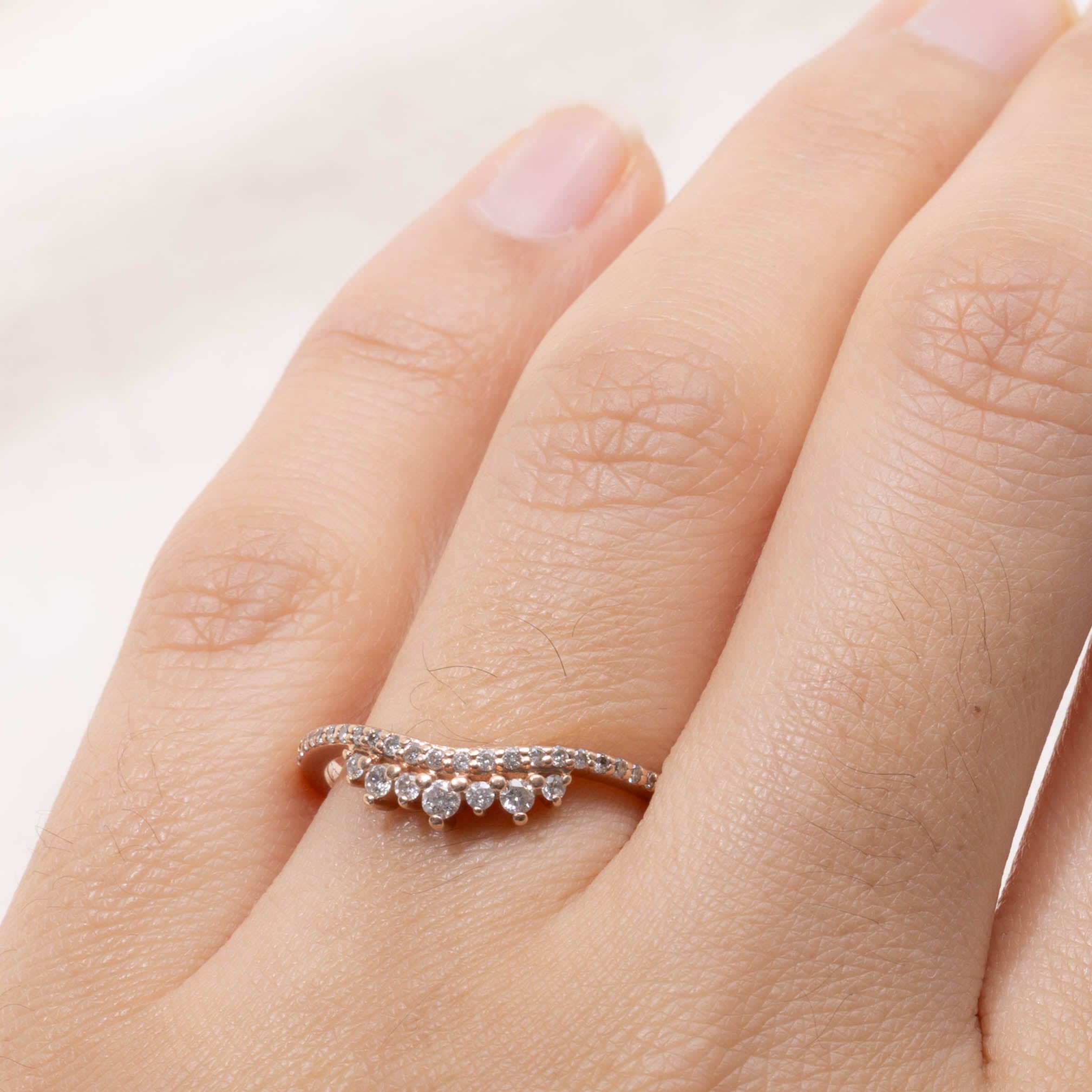10k Semi-Eternity Diamond Petal Chevron Ring | SZ 7