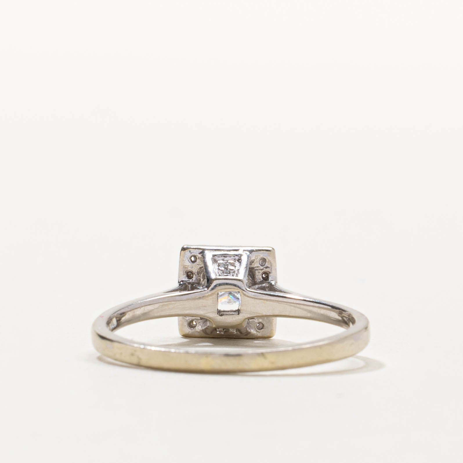 14k Princess Cut Diamond Halo Ring | 0.23ctw | SZ 8.5