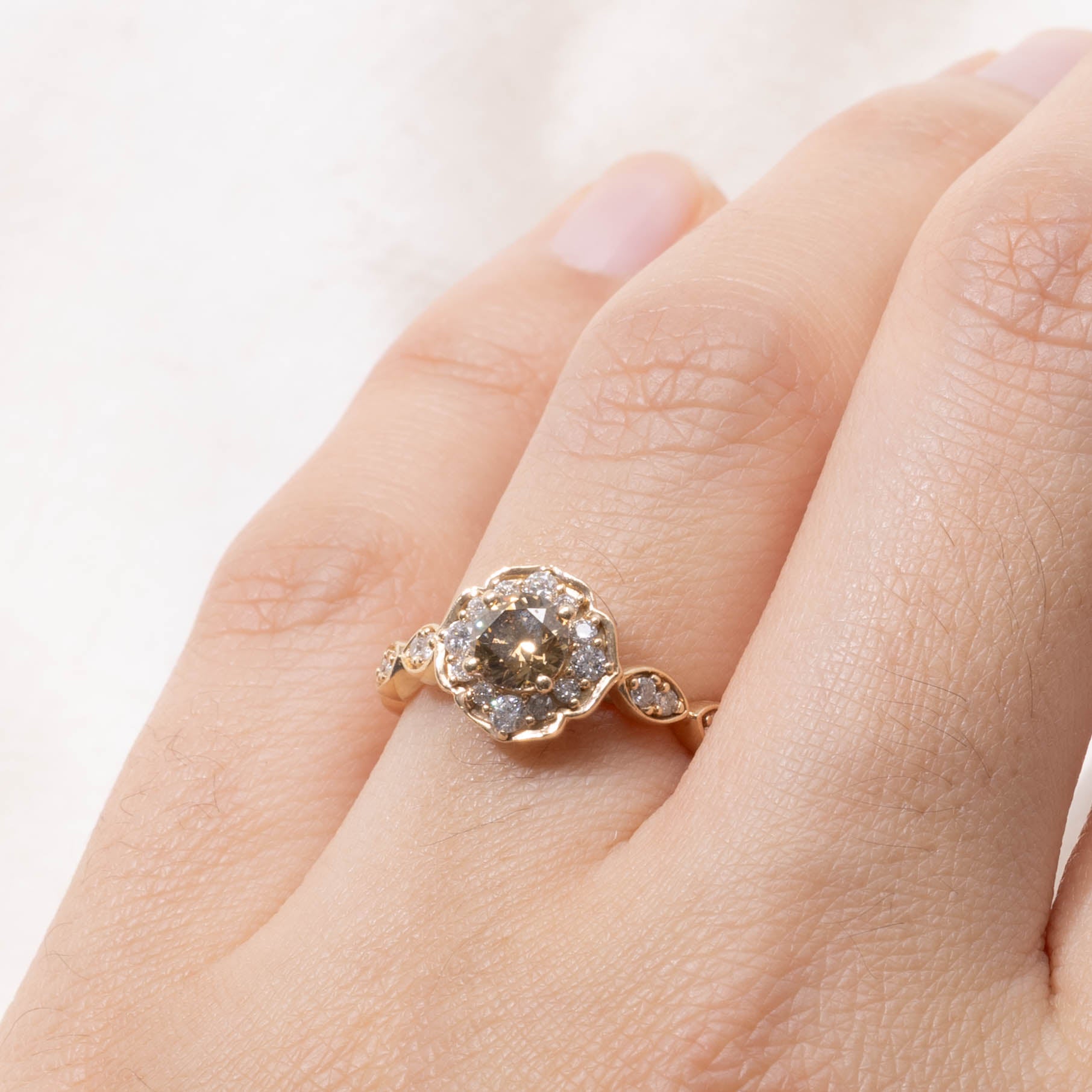 14k Brown Diamond Scalloped Halo Ring | 0.75ctw | SZ 6