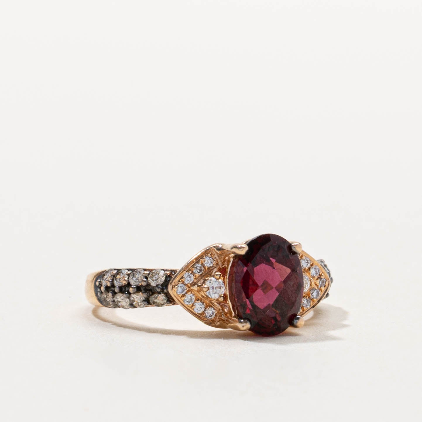 14k Oval Cut Garnet & Diamond Accented Ring | 1.50ct, 0.20ctw | SZ 6.25