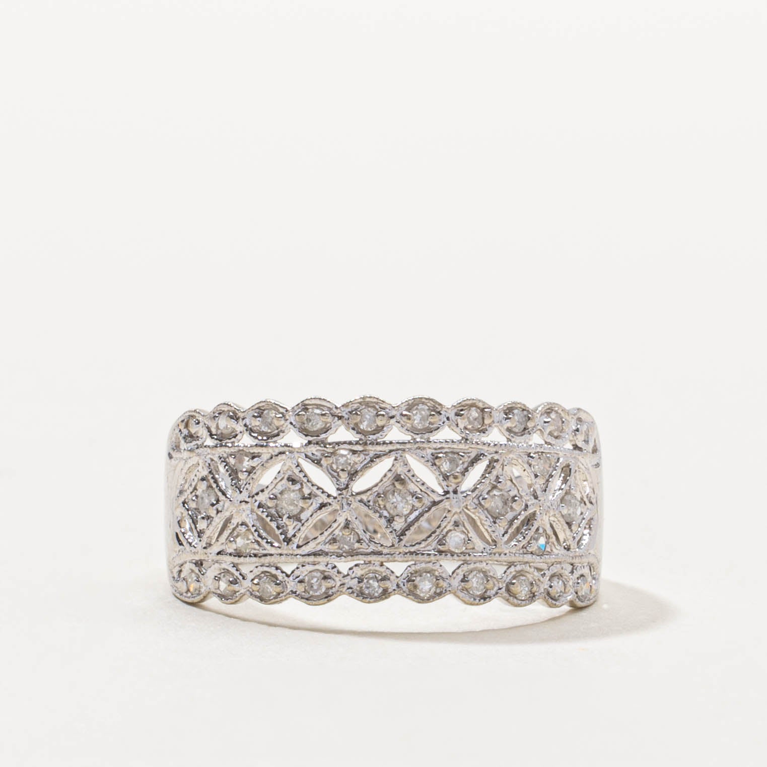 10k Diamond Openwork Milgrained Ring | SZ 7