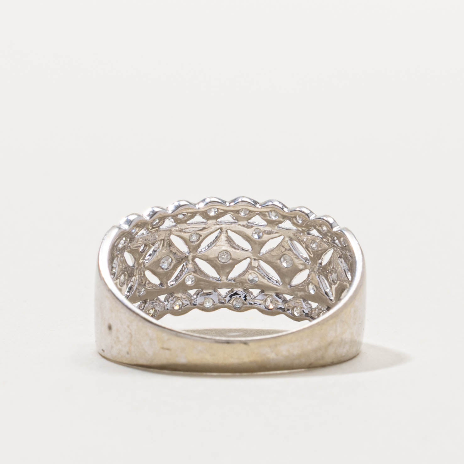 10k Diamond Openwork Milgrained Ring | SZ 7