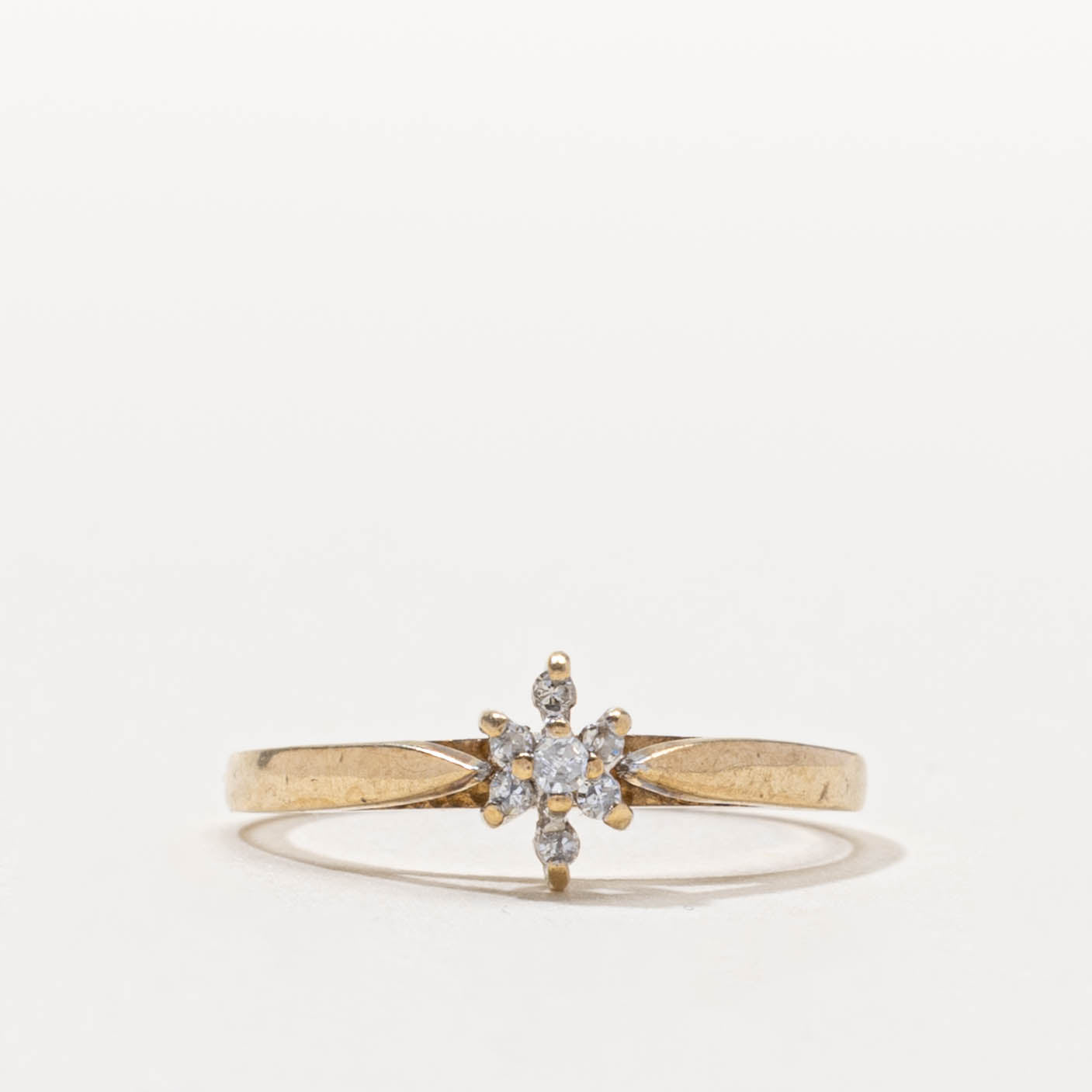 10k Diamond Petal Cluster Ring | SZ 5.5