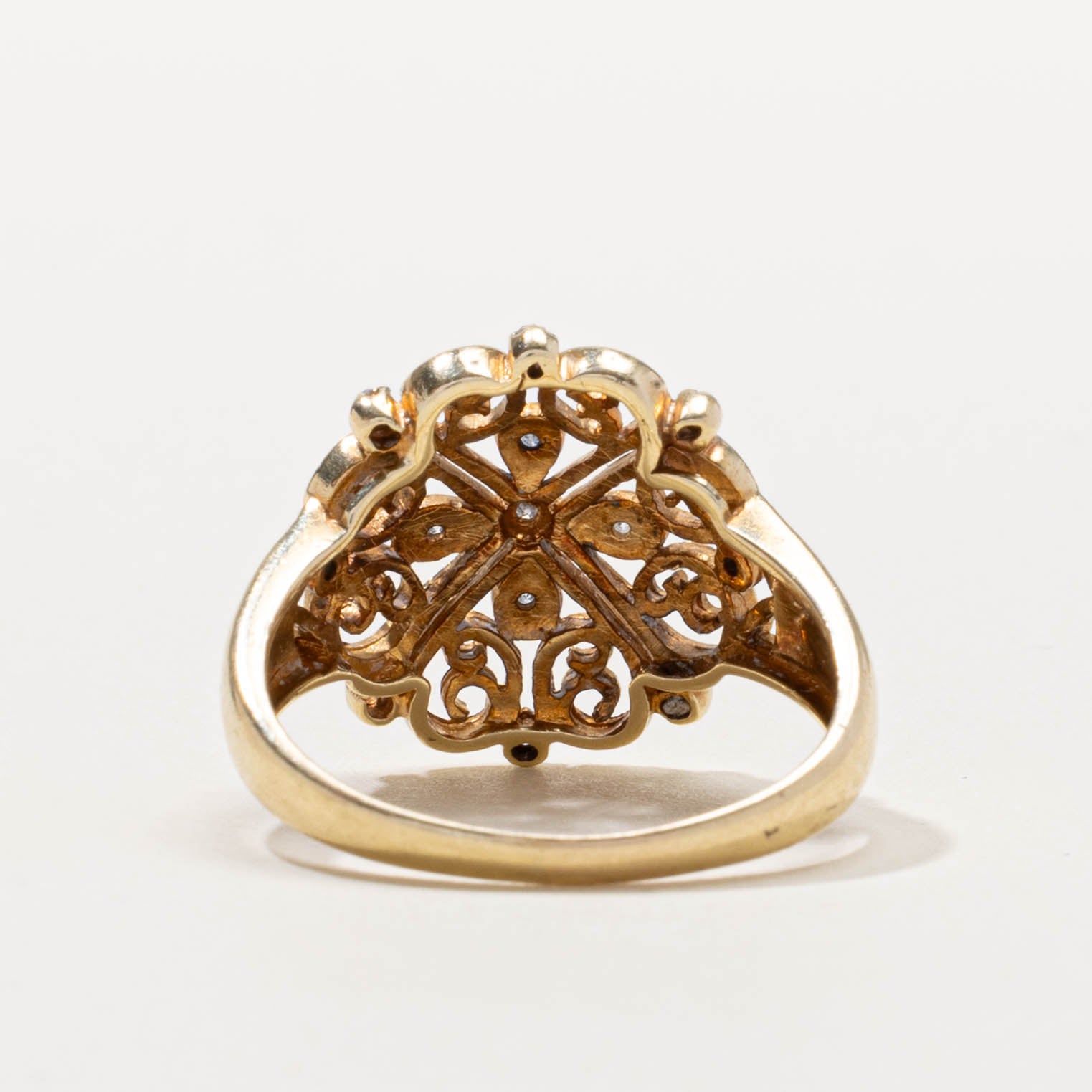10k Diamond Scrollwork Cocktail Ring | SZ 8.25