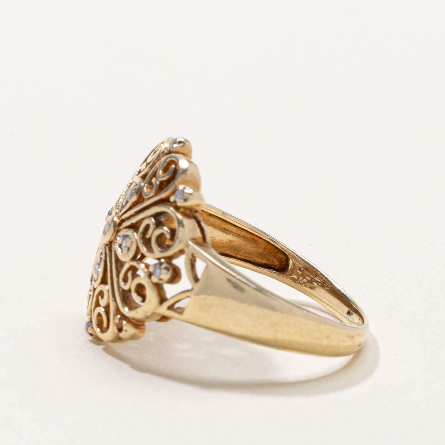 10k Diamond Scrollwork Cocktail Ring | SZ 8.25