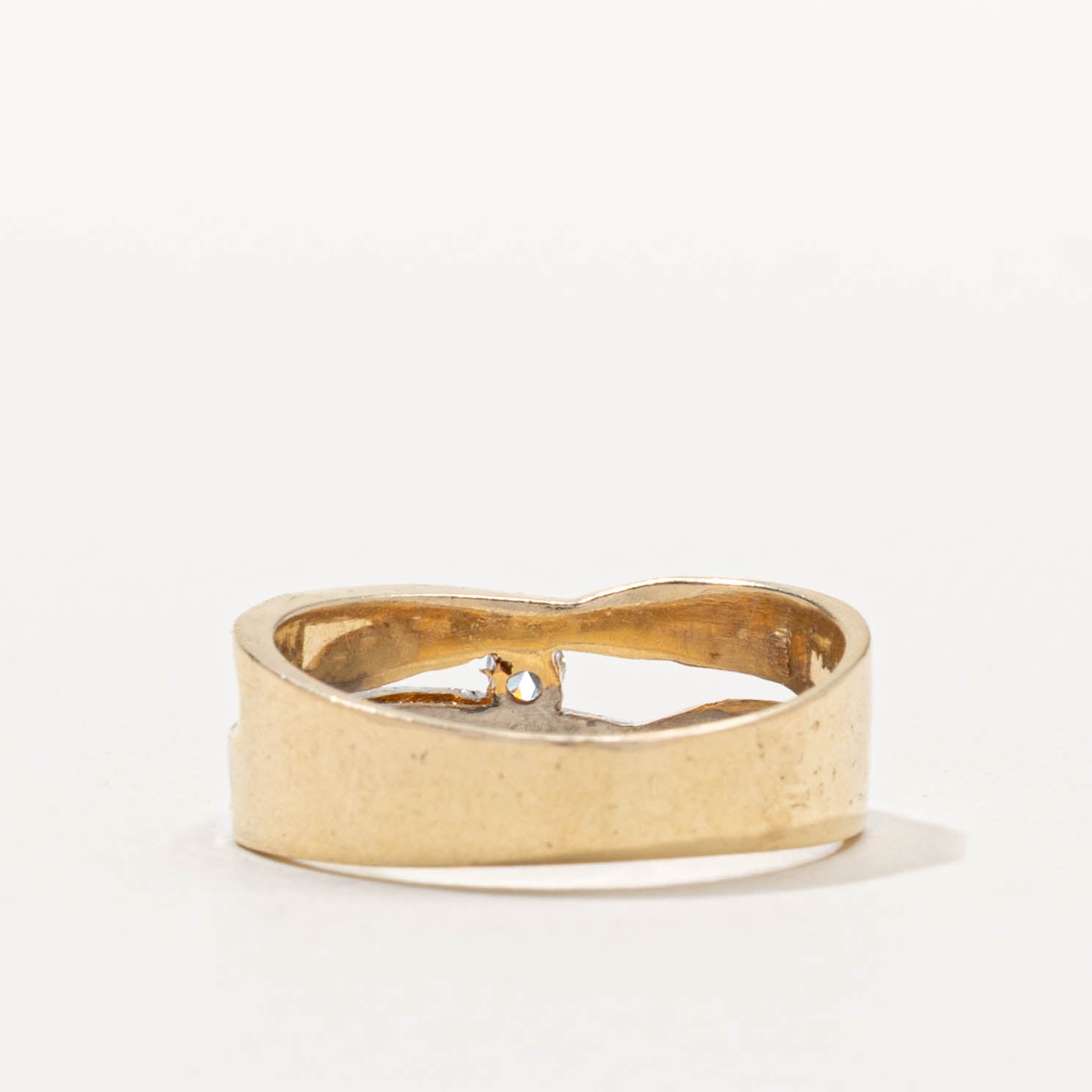 14k Two-Tone Diamond Crossover Ring | SZ 8.75