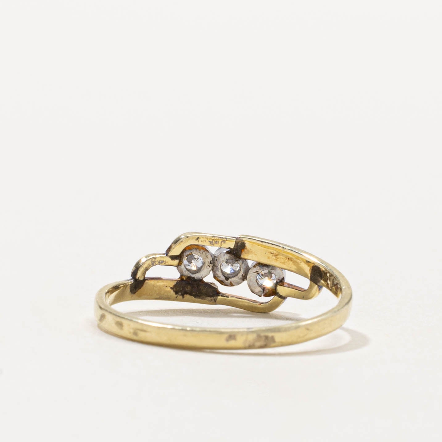 14k Three Stone Diamond Abstract Ring | SZ 5