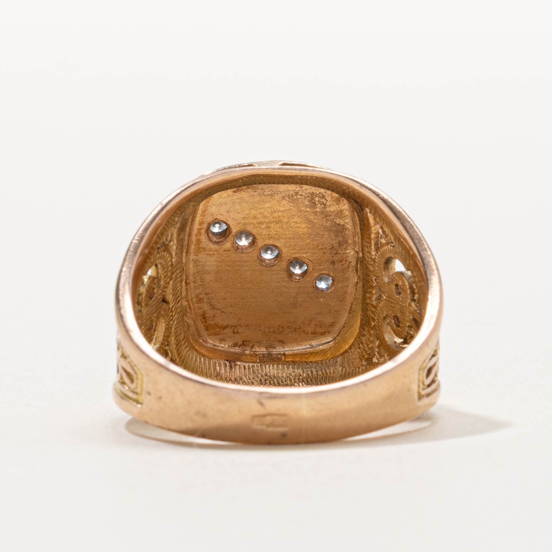 14k Diagonal Diamond Scrollwork Signet Ring | SZ 8.5