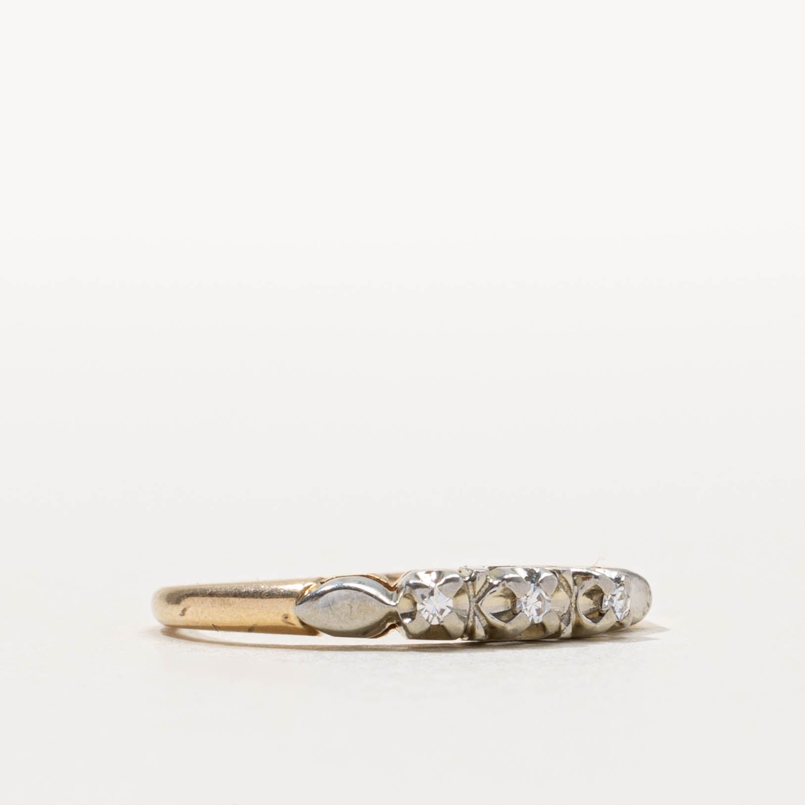 Vintage Canadian Three Stone Diamond Ring | SZ 6
