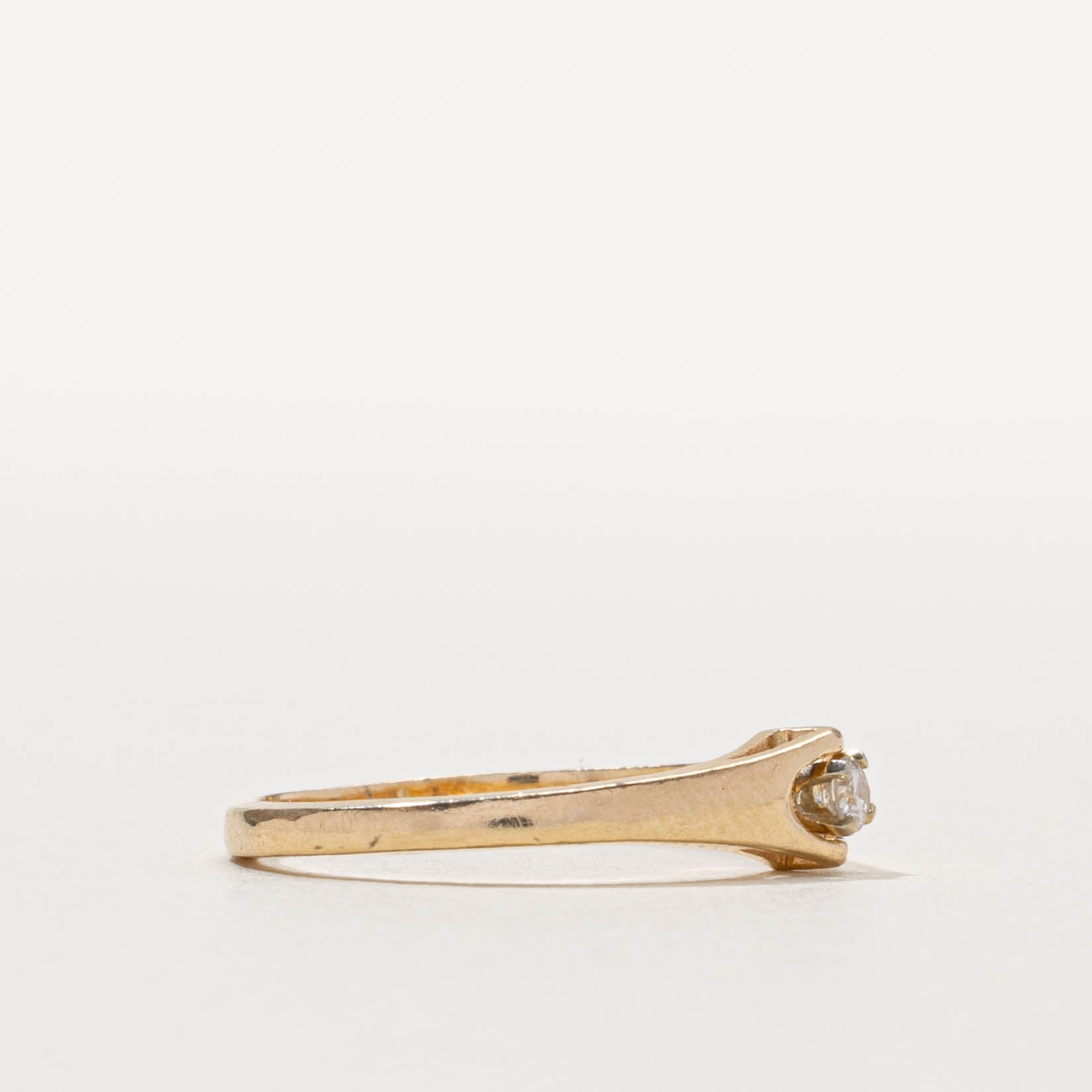 14k Solitaire Diamond Split Ring | SZ 6.25