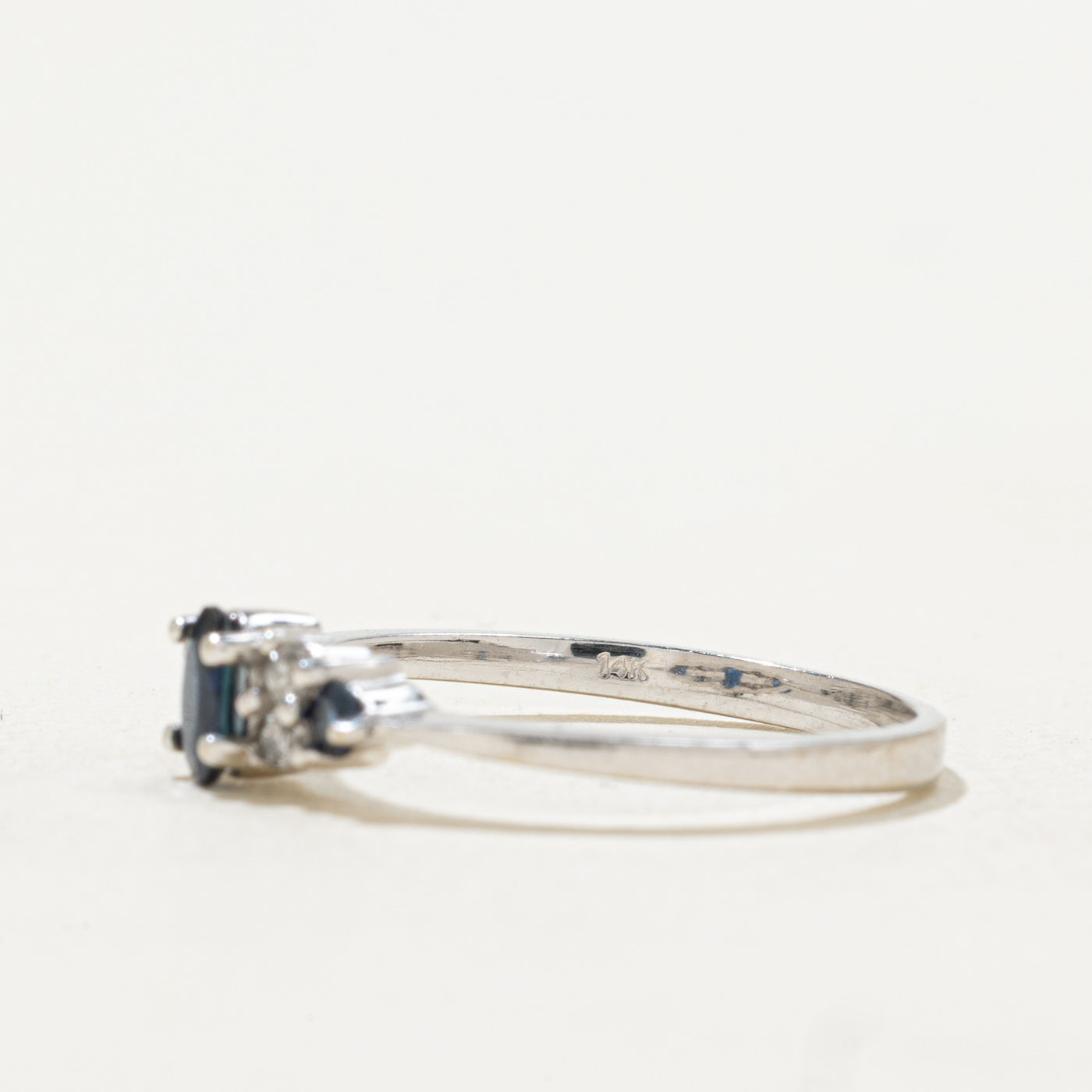 Bague saphir ovale et diamants | Taille 6,75