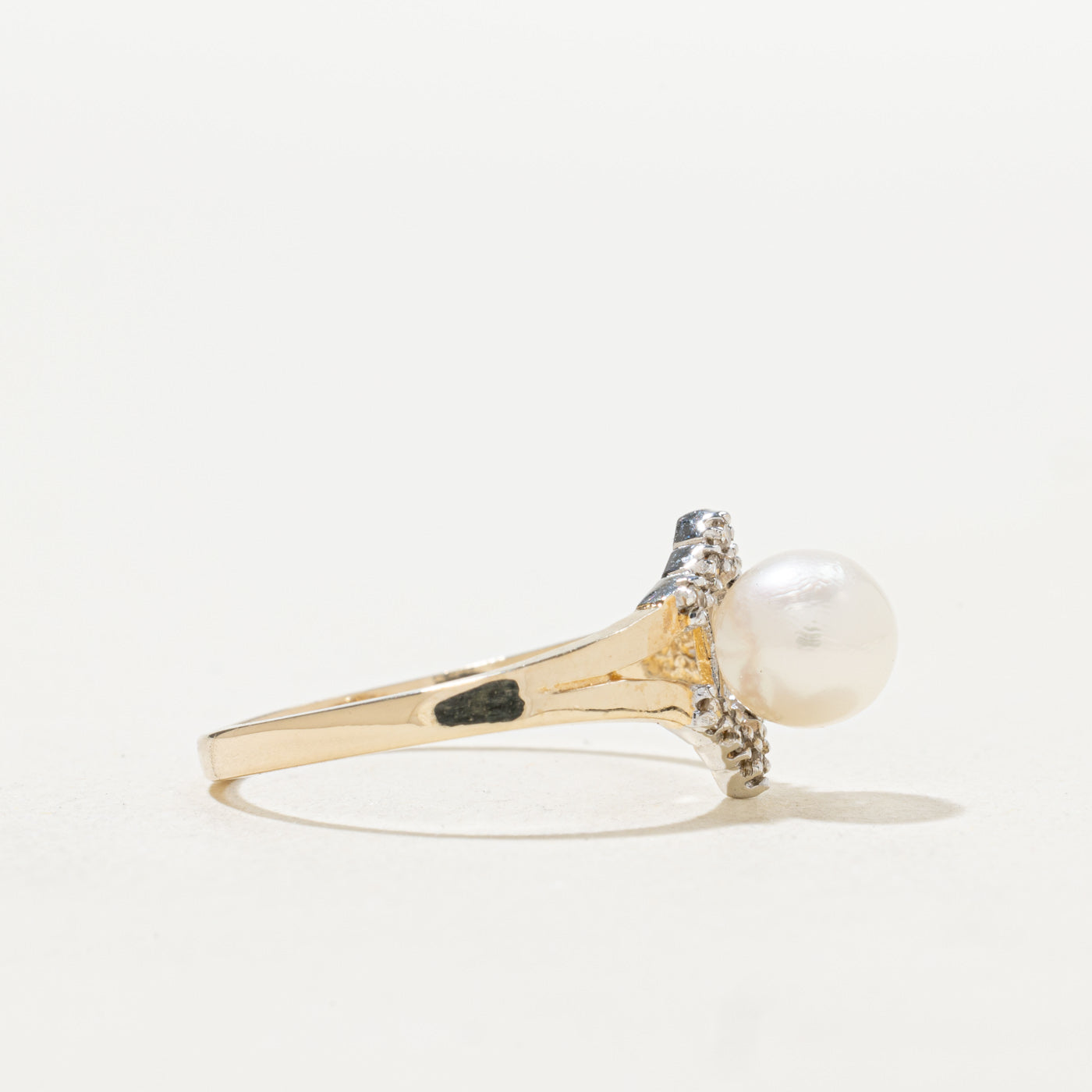 Pearl & Diamond Tapered Ring | 0.05ctw | SZ 7.25