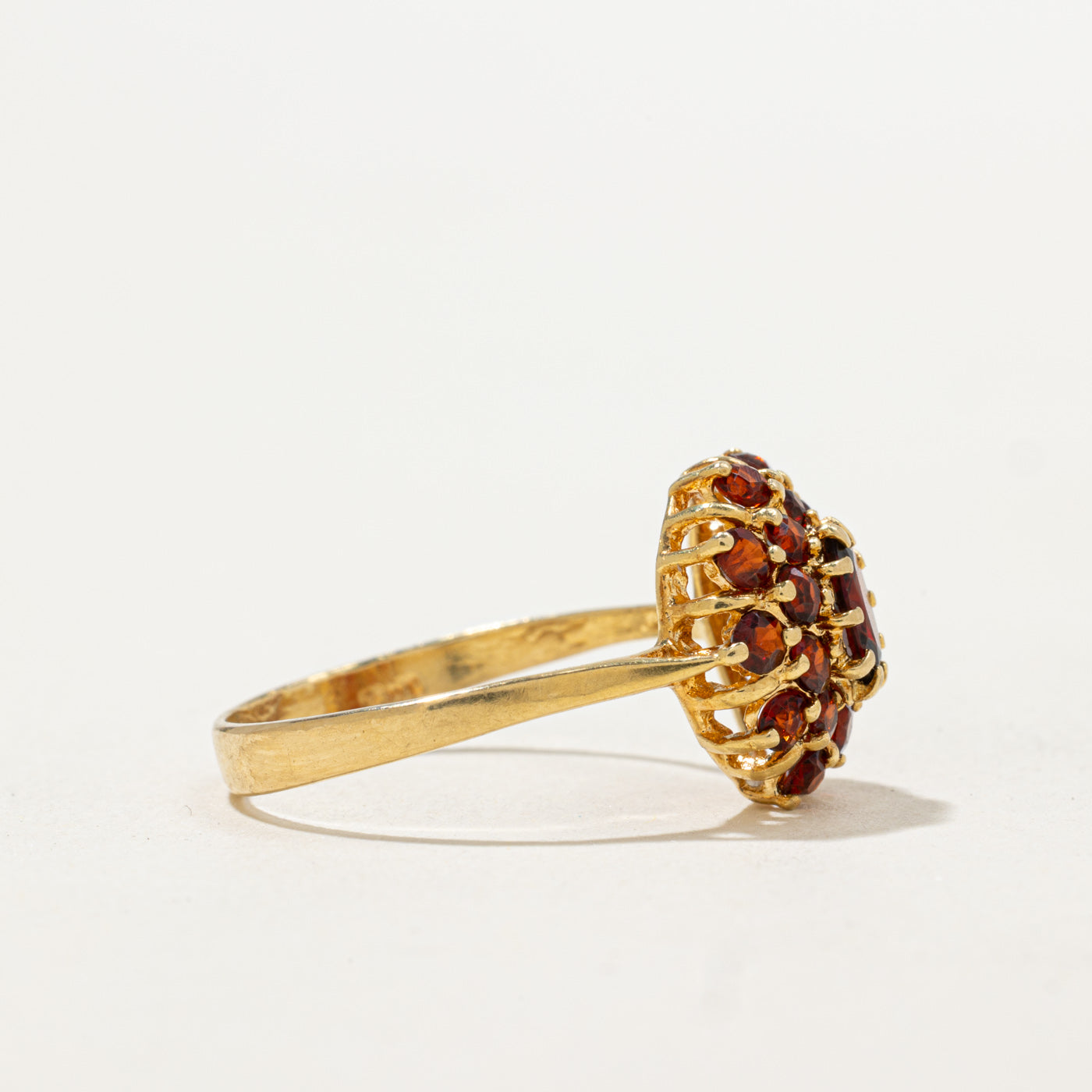 Garnet Cluster Cocktail Ring | 0.86ctw | SZ 7.75