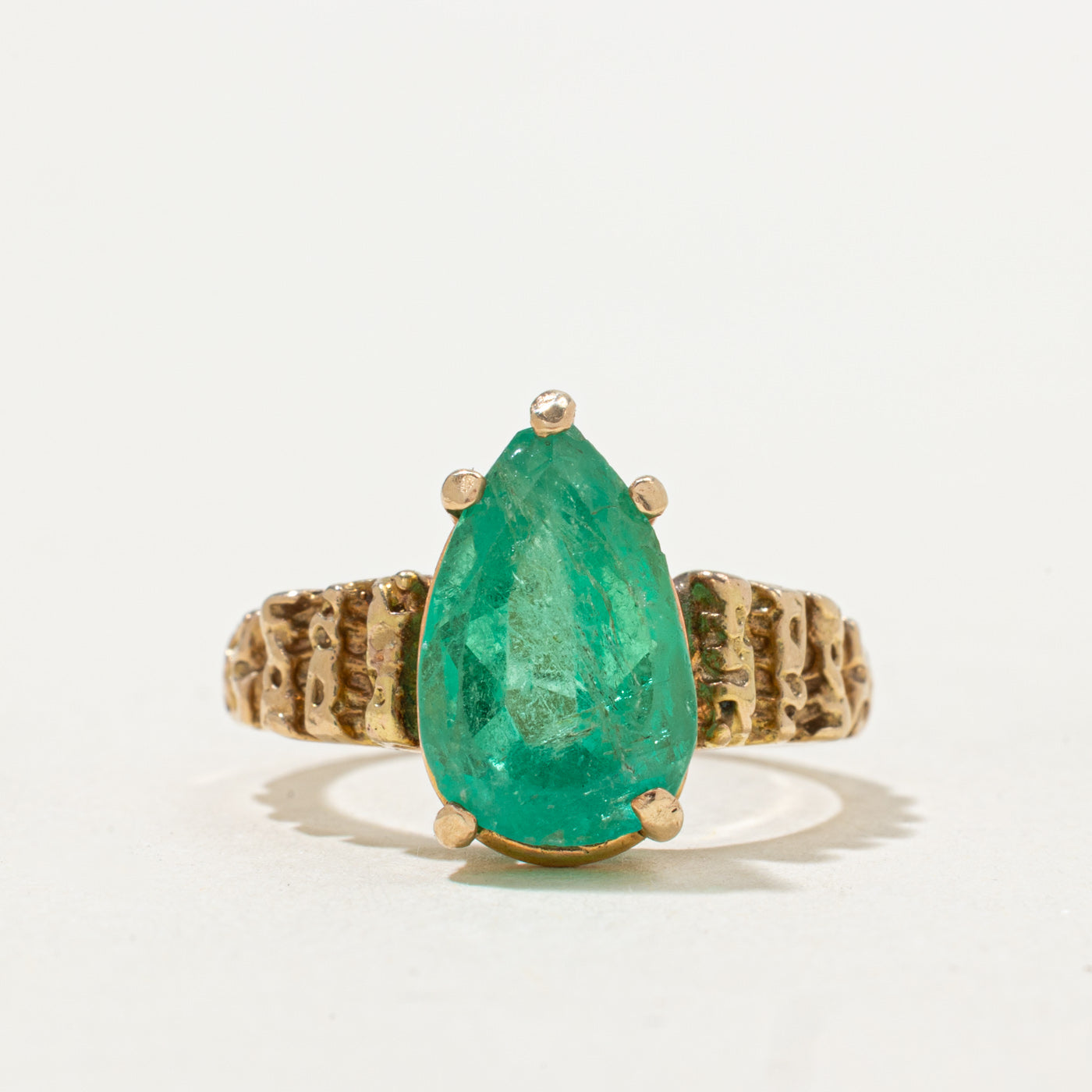 Pear Cut Emerald Textured Ring | 2.20ct | SZ 5.0