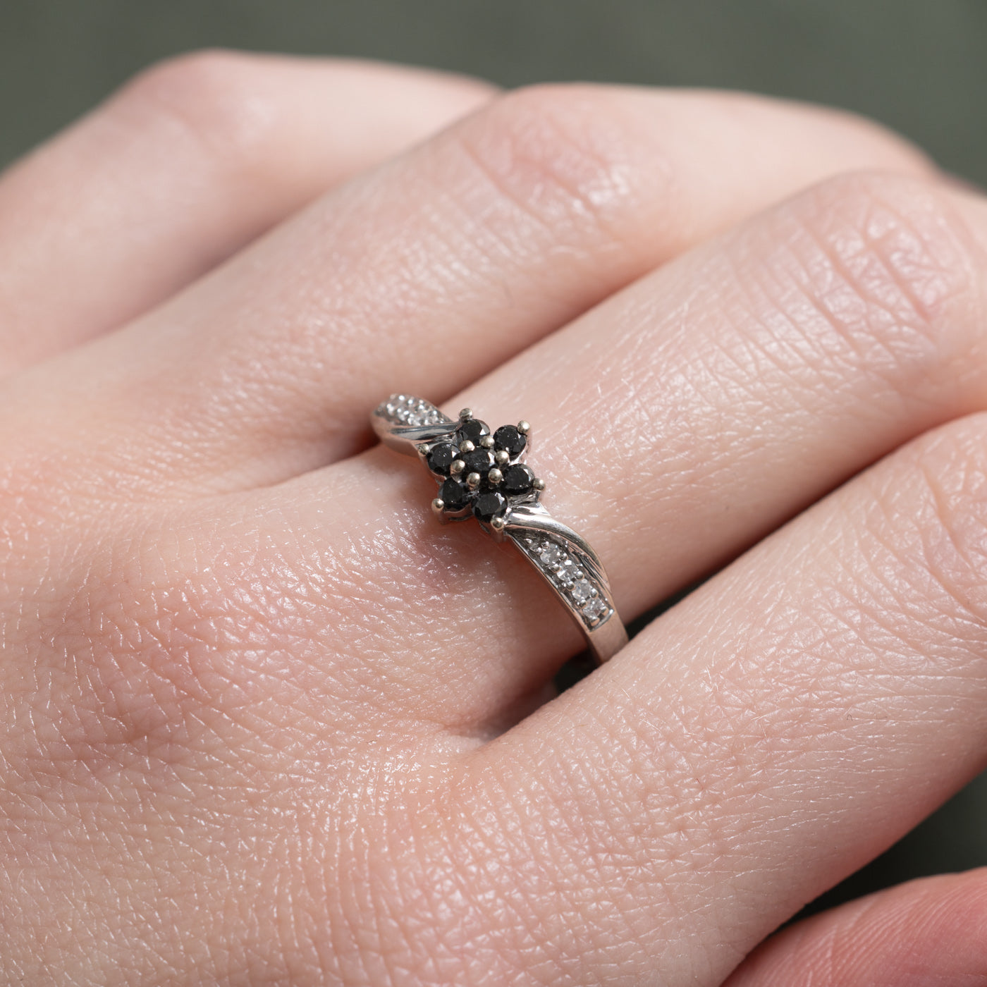 Black & White Diamond Petal Cluster Ring | SZ 7.25