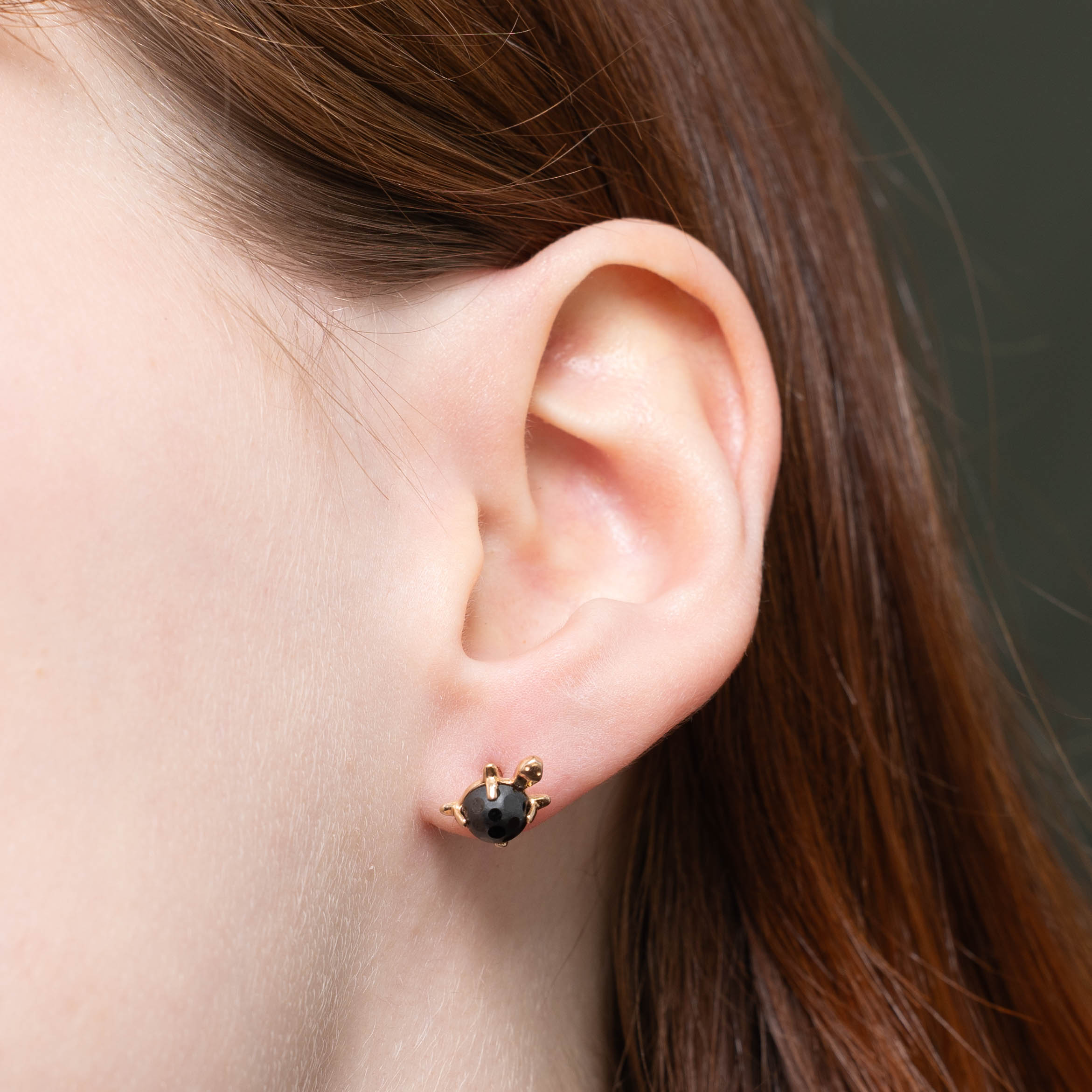 2009 Ukrainian Onyx Turtle Stud Earrings | 1.80ctw