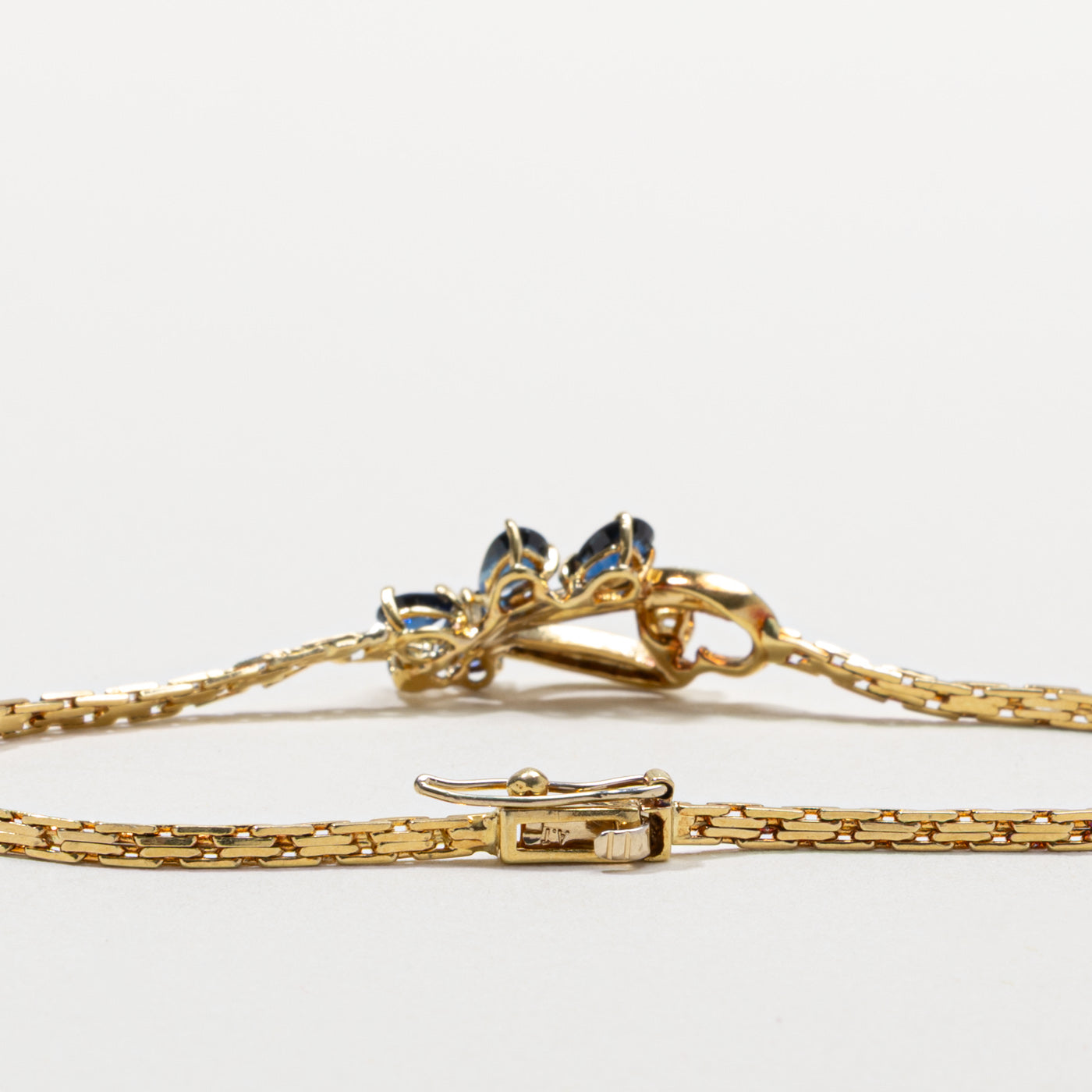 18k Sapphire & Diamond Floral Cluster Bracelet | 0.80ctw, 0.11ctw