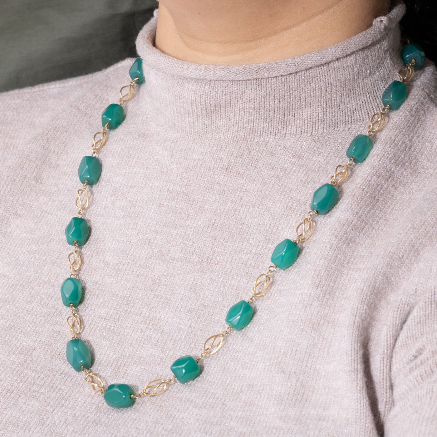 14k Chalcedony Geometric Necklace | 100.80ctw | 34"