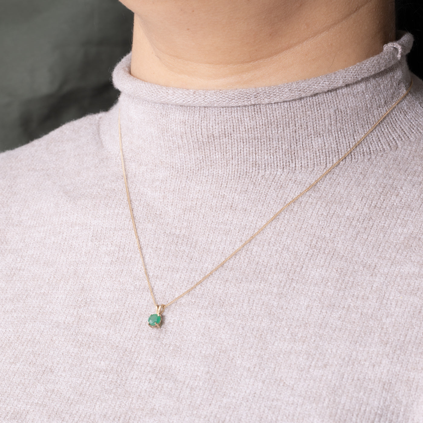 10k Solitaire Emerald Pendant Necklace | 0.43ct | 18"