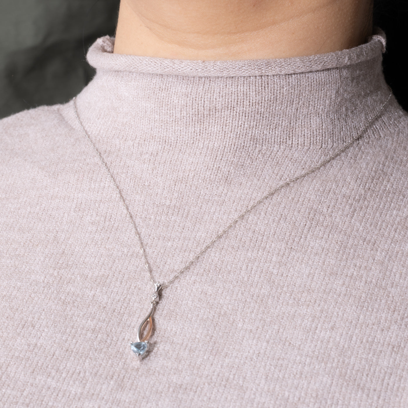 10k Aquamarine & Diamond Drop Pendant Necklace | 0.80ct, 0.02ctw | 17"