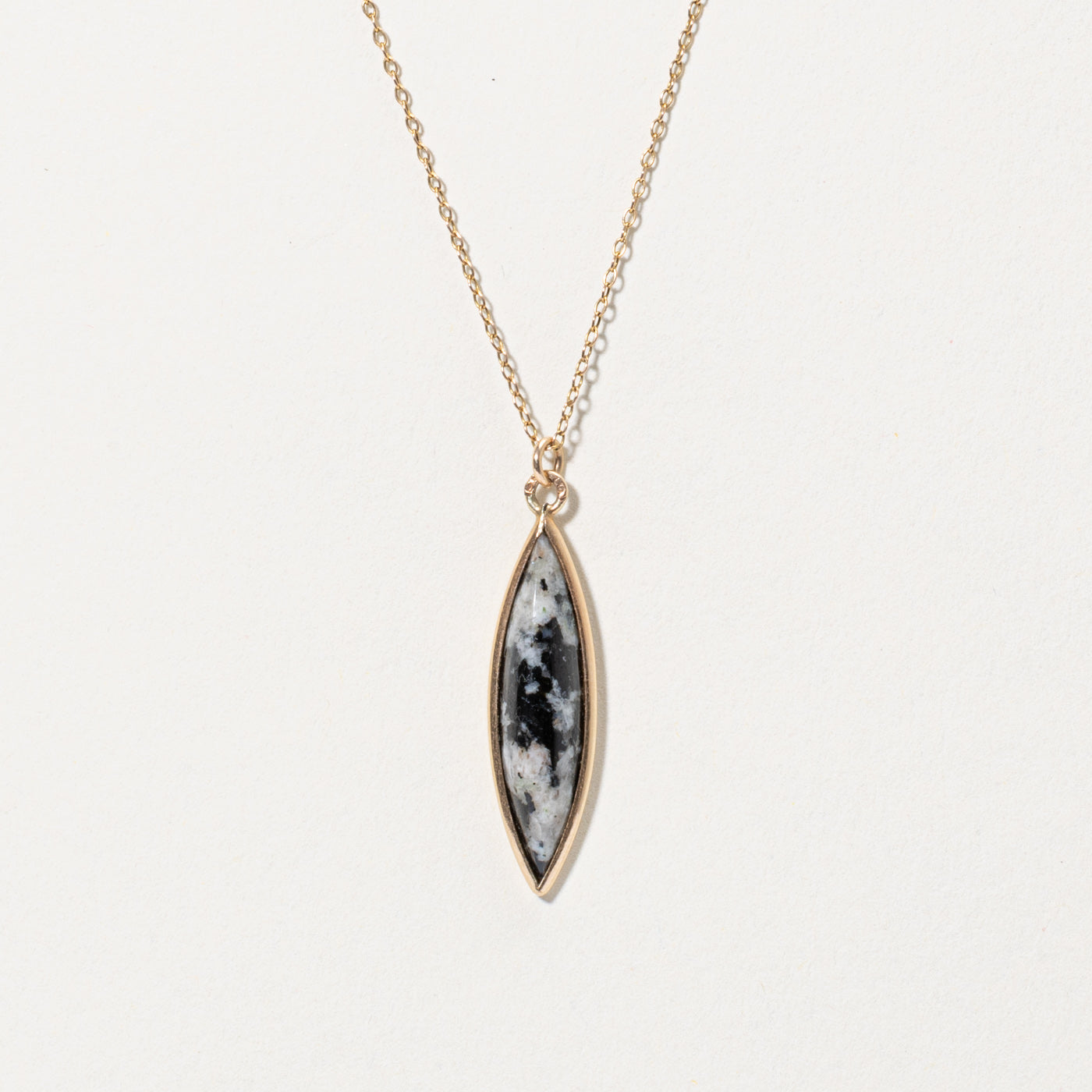 10k Bezel Set Quartz Necklace | 4.95ct | 16"