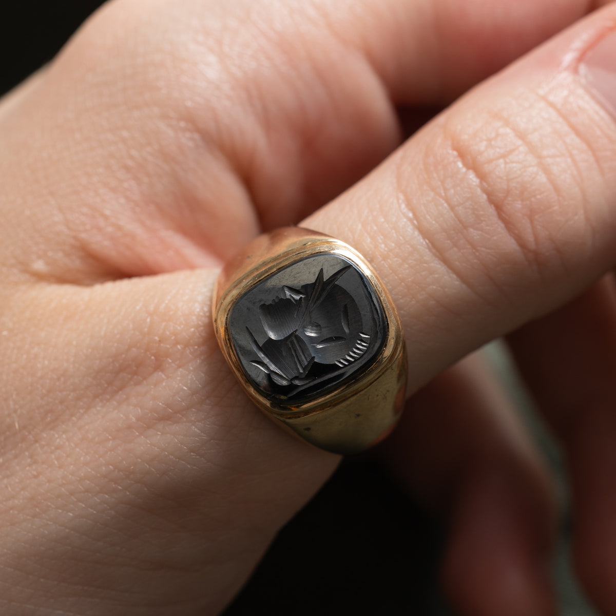 10k Bezel Set Hematite Intaglio Signet Ring | 3.90ct | SZ 9.25