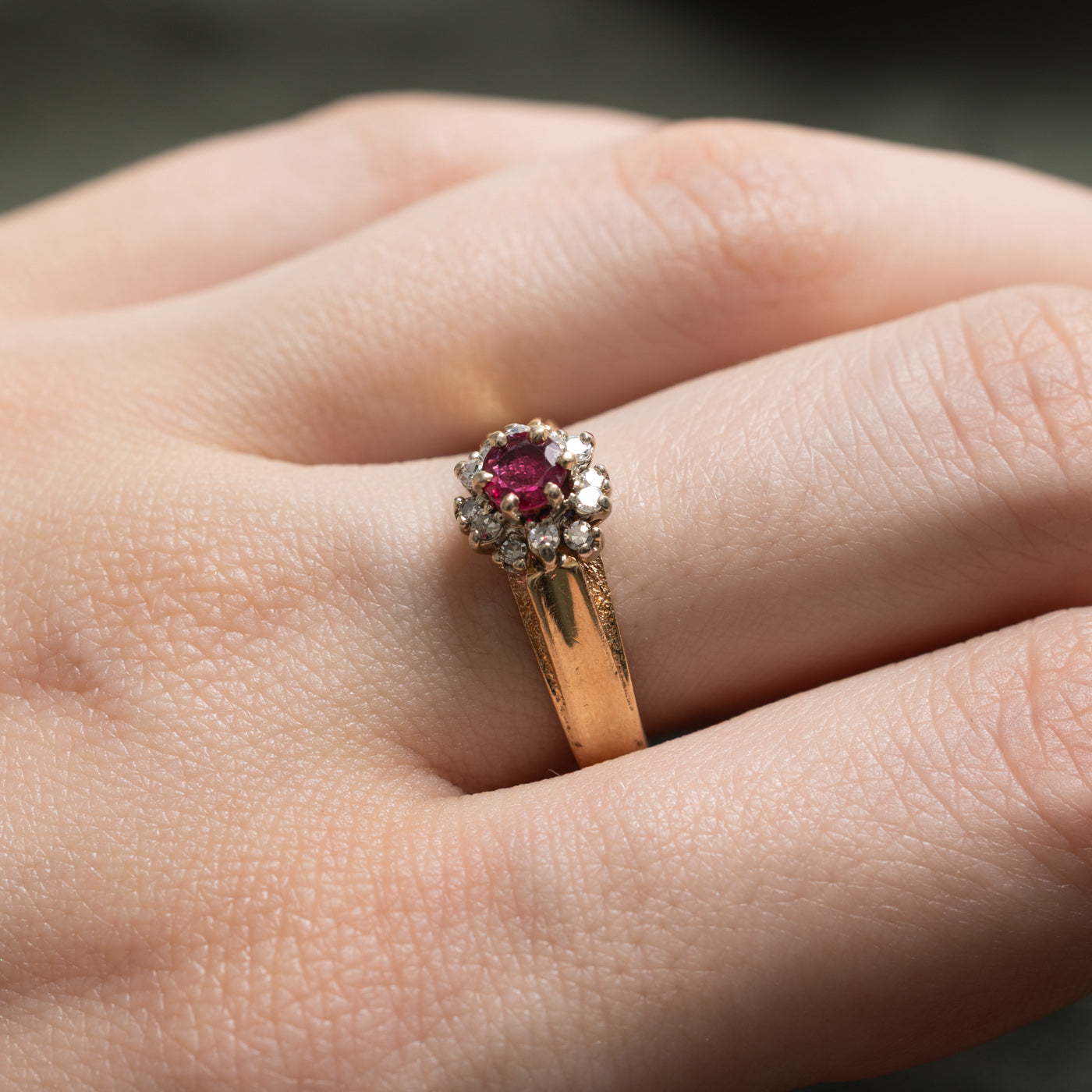 14k Ruby & Diamond Halo Floral Grooved Ring | 0.38ct, 0.12ctw | SZ 8
