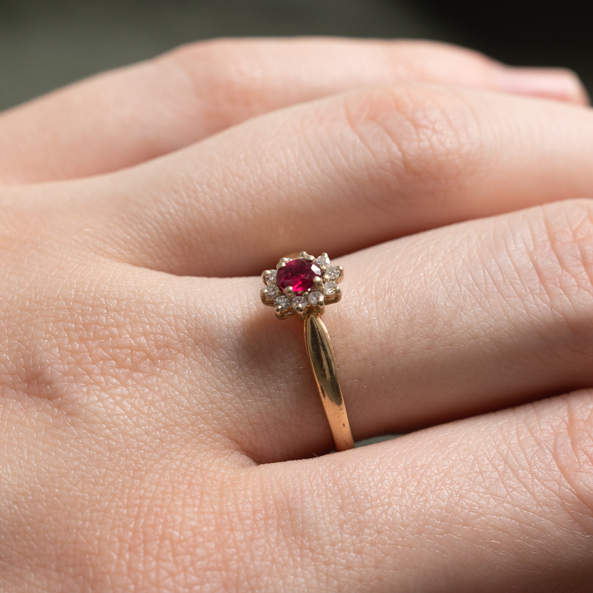 14k Oval Cut Ruby & Diamond Petal Halo Ring | 0.25ct, 0.10ctw | SZ 6.5