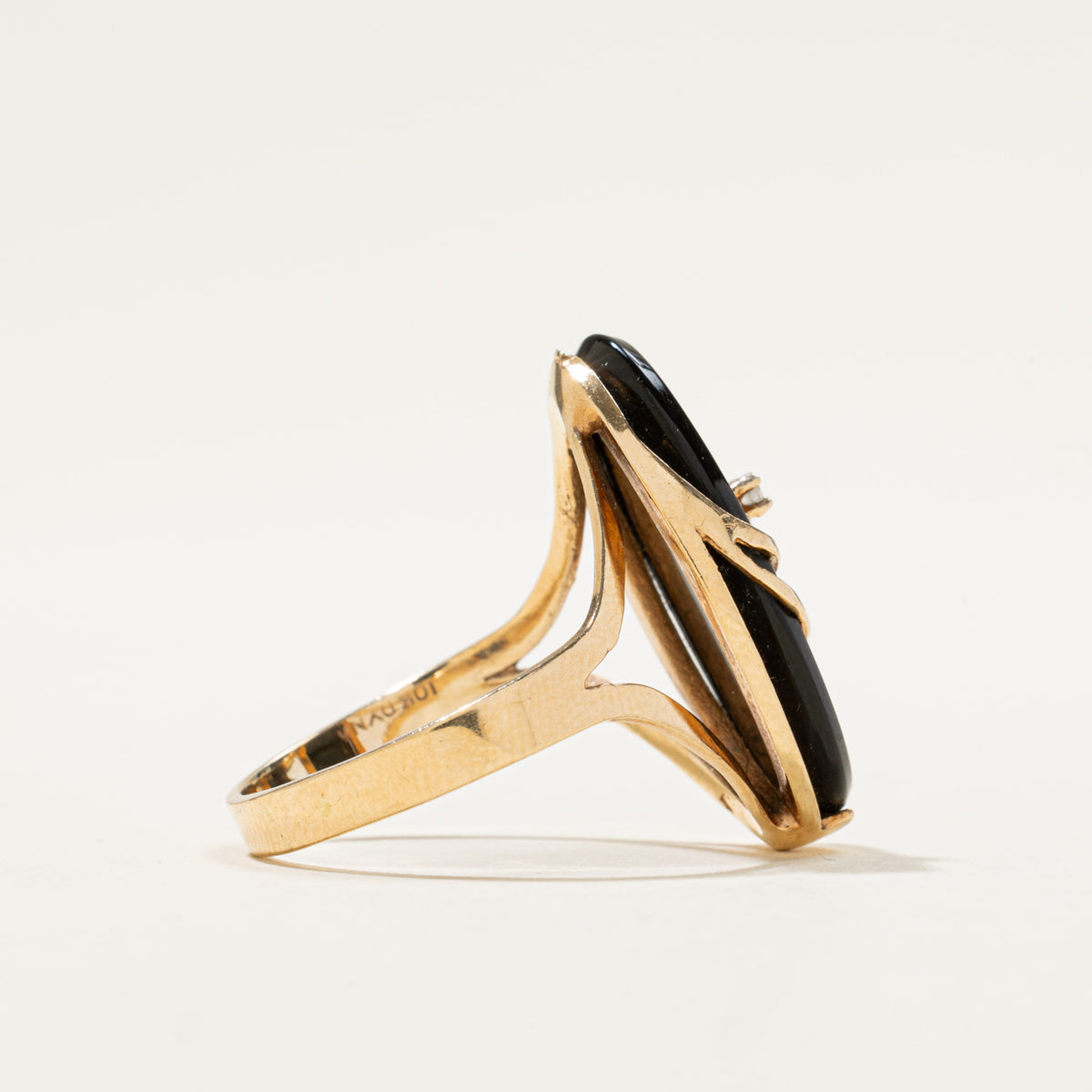 10k Onyx & Diamond Abstract Cocktail Ring | 5.75ct, 0.01ctw | SZ 10