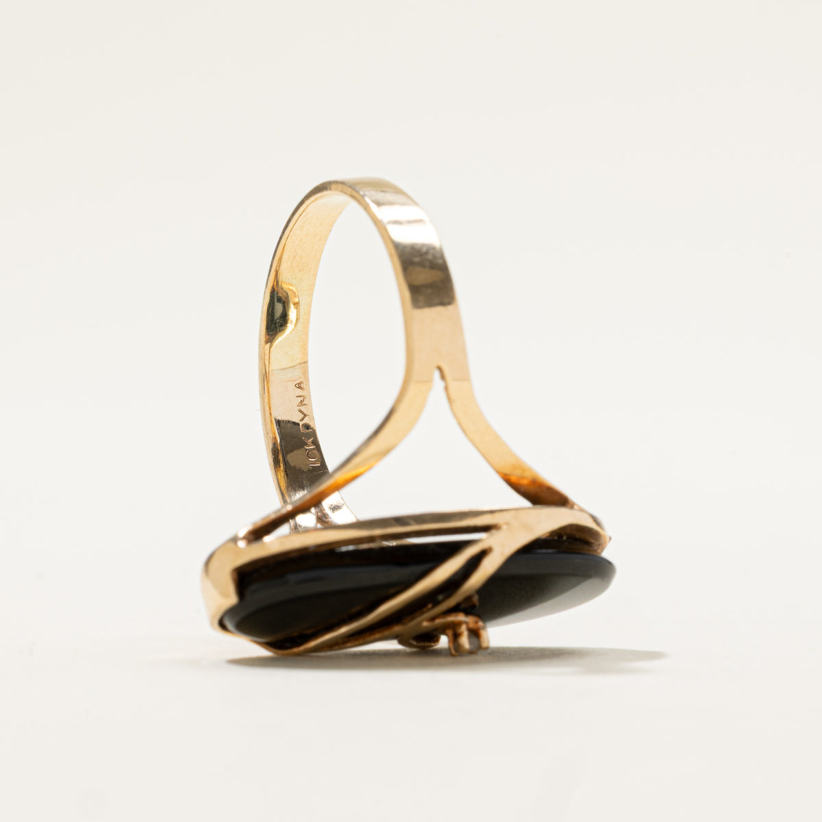10k Onyx & Diamond Abstract Cocktail Ring | 5.75ct, 0.01ctw | SZ 10