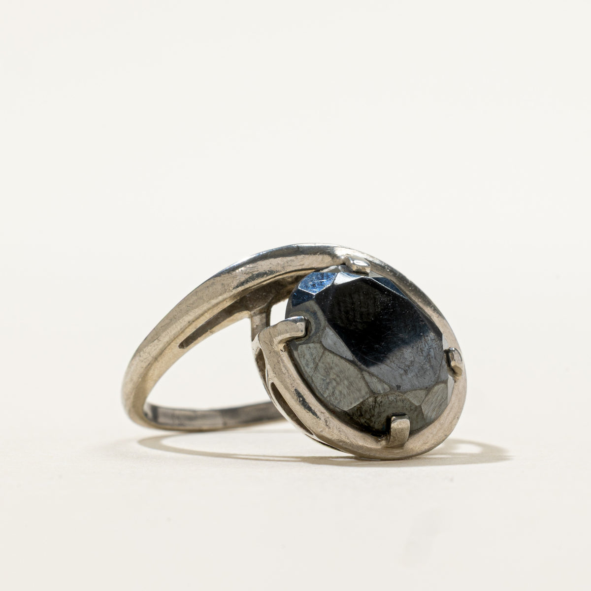10k Solitaire Hematite Bypass Ring | 4.50ct | SZ 6