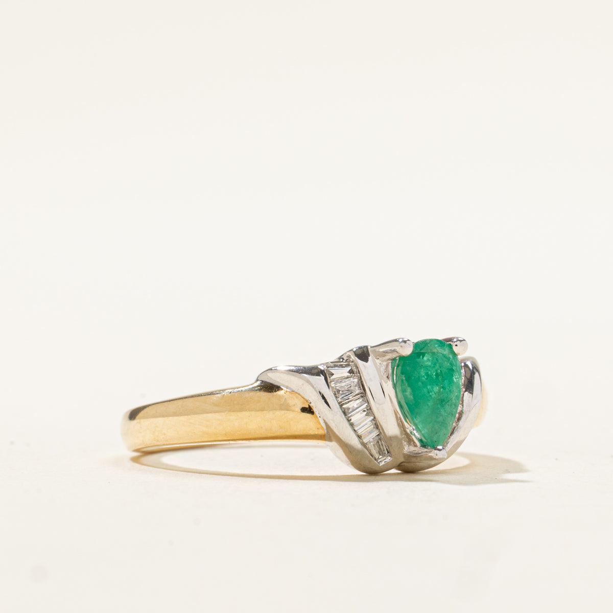10k Two Tone Pear Cut Emerald & Diamond Ring | 0.28ct, 0.10ctw | SZ 6.5