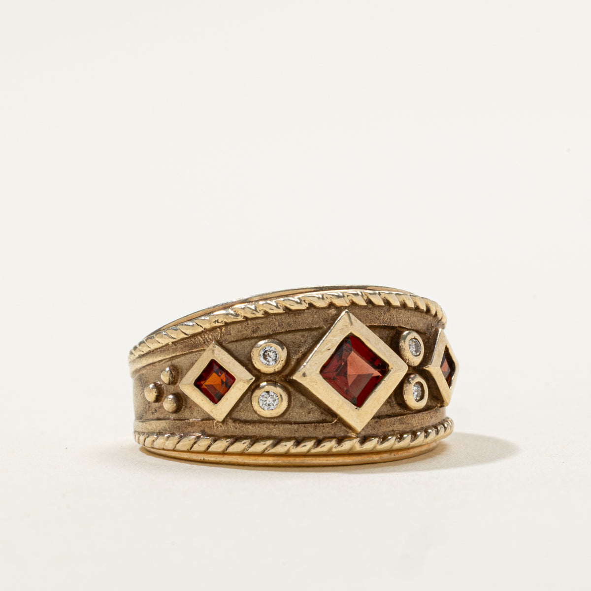 10k Garnet & Diamond Rope Geometric Tapered Band | 0.52ctw, 0.04ctw | SZ 5.75