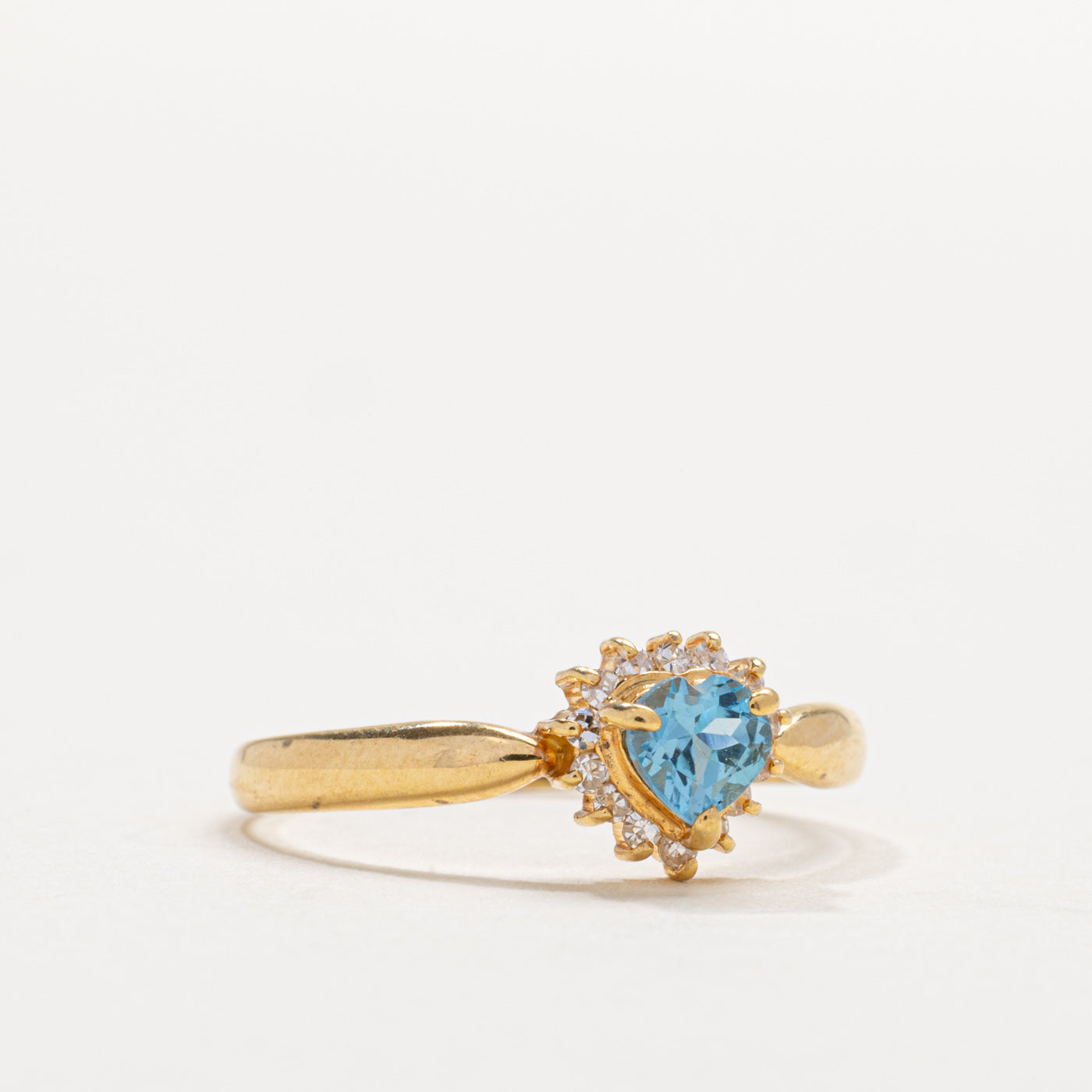 10K Heart Cut Blue Topaz & Diamond Petal Halo Ring | SZ 5.75