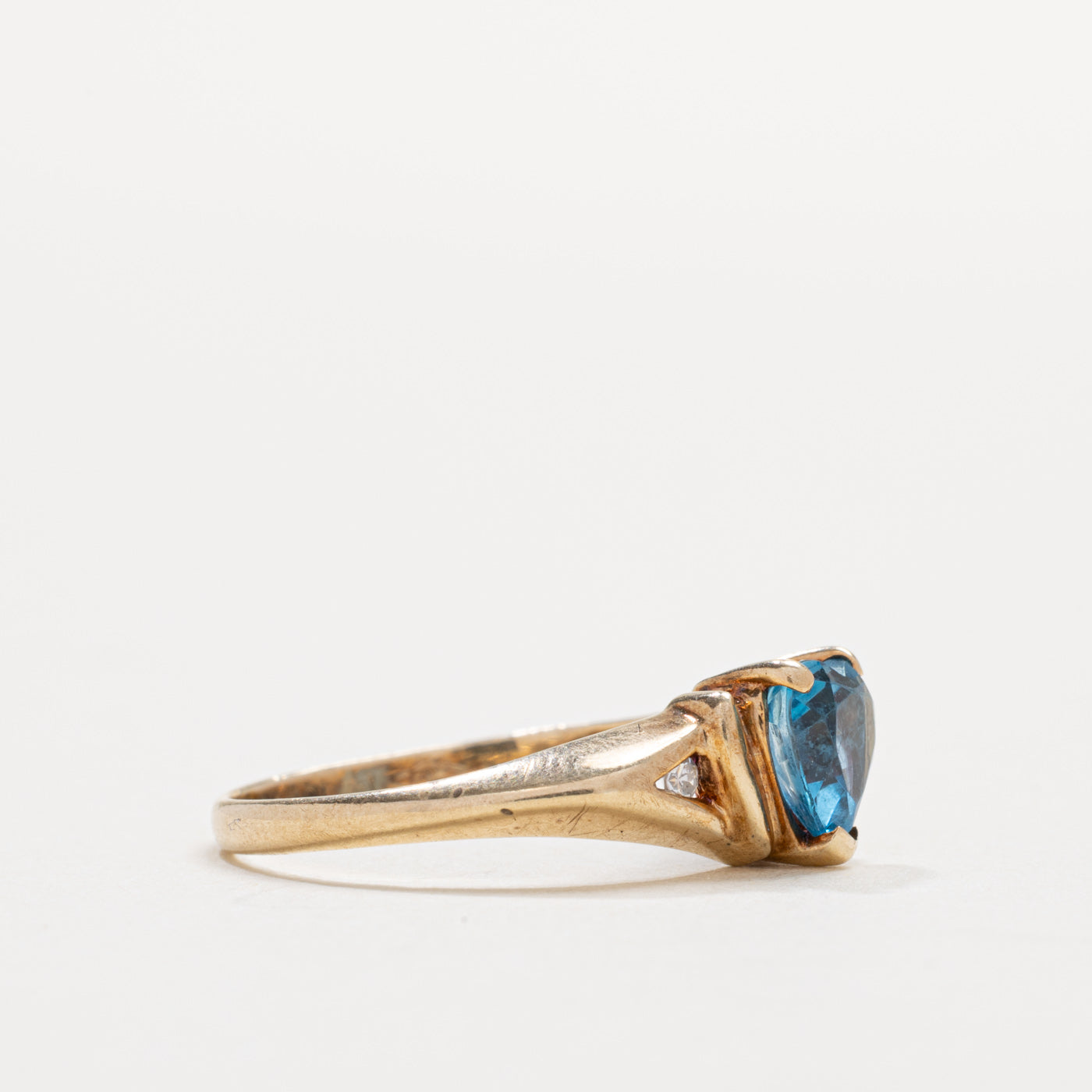 10K Heart Cut Blue Topaz & Diamond Ring | SZ 6.0
