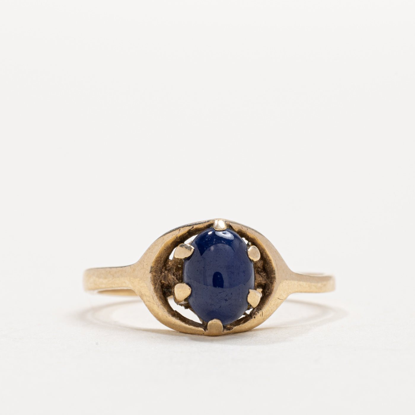 10K Solitaire Cabochon Synthetic Star Sapphire Ring | SZ 5.75