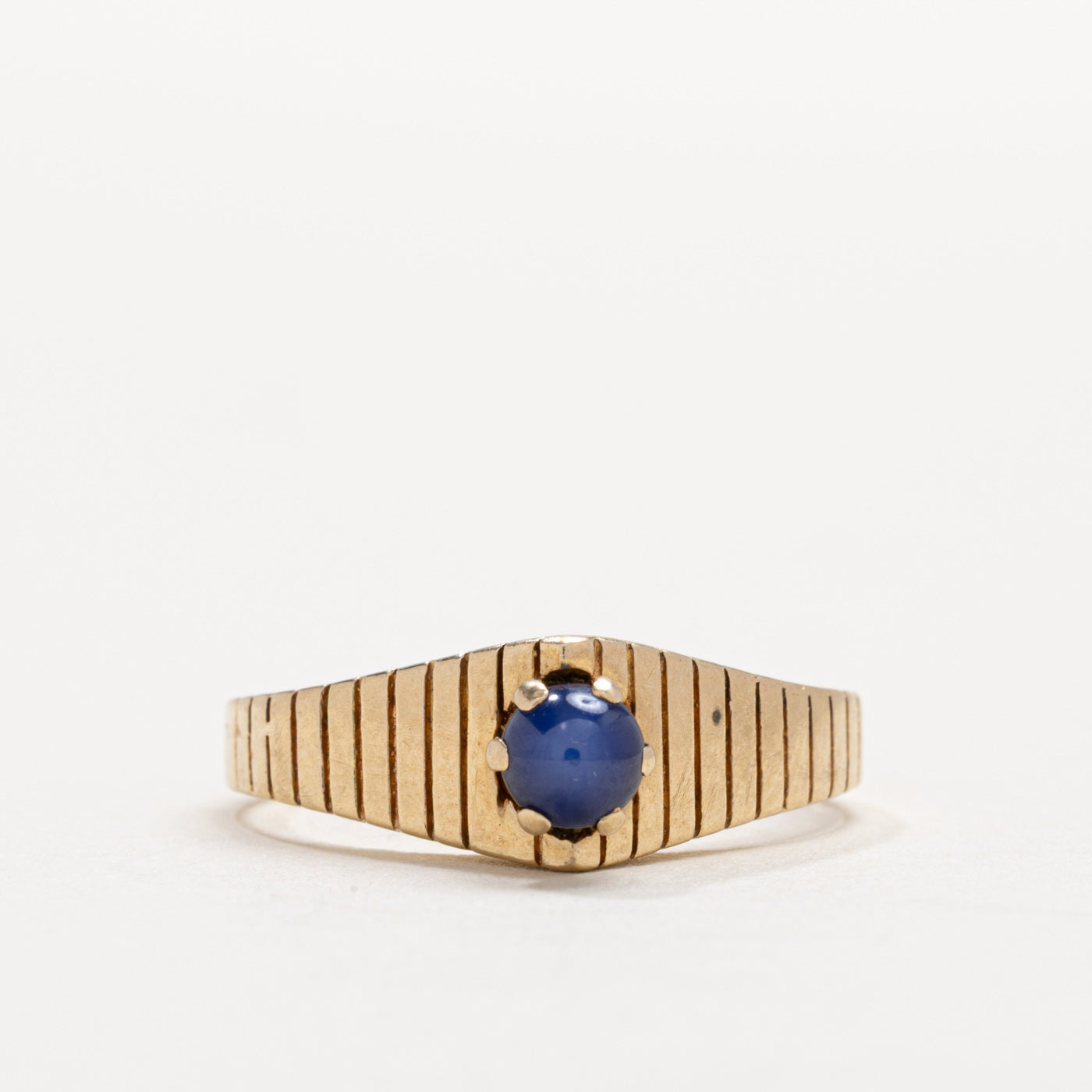 14K Synthetic Star Sapphire Fluted Ring | SZ 6.5