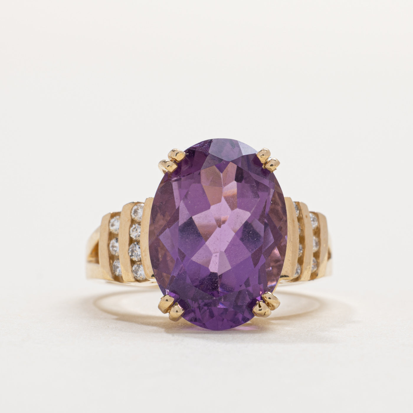 10K Oval Cut Amethyst & Diamond Accented Cocktail Ring | SZ 5.0