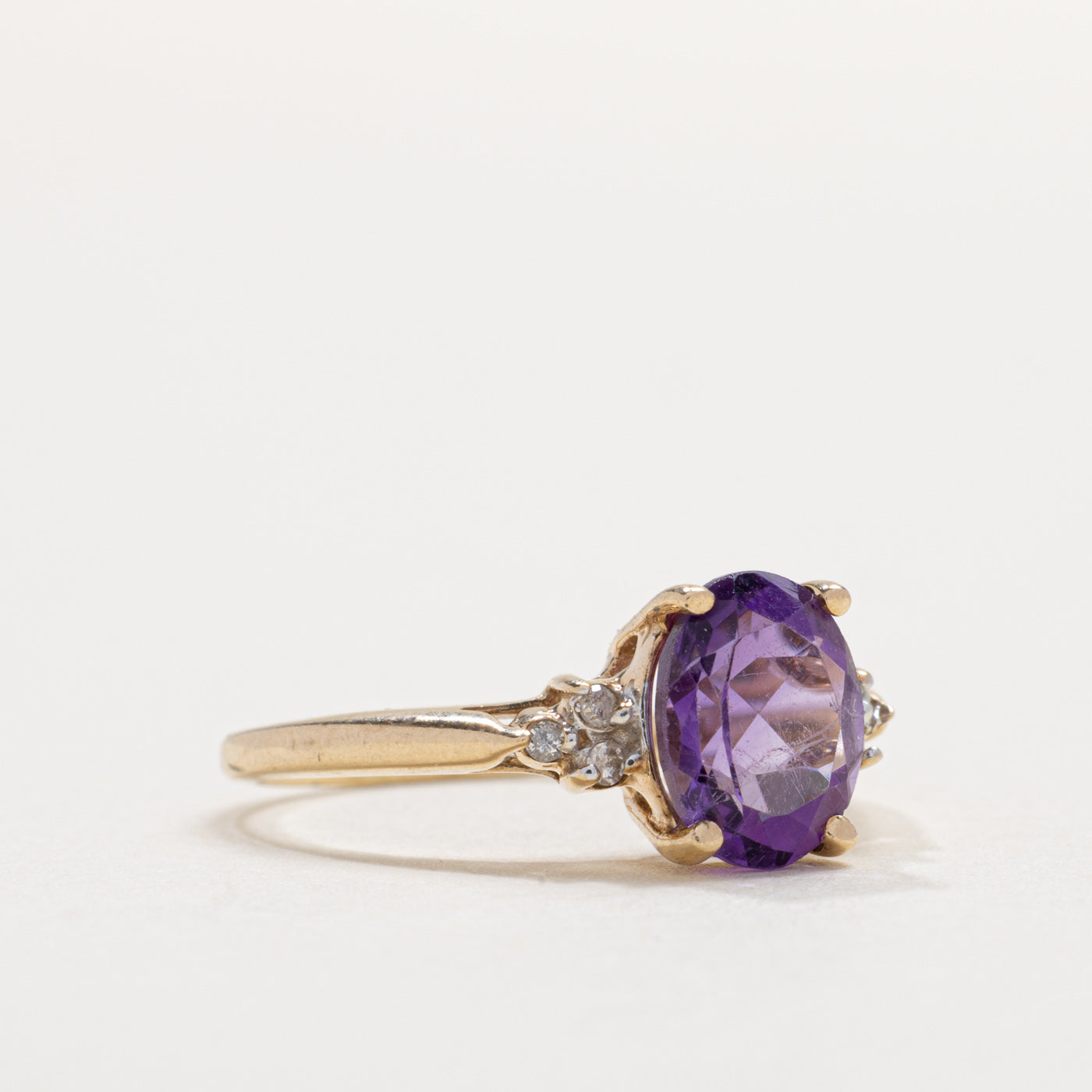10K Oval Cut Amethyst & Diamond Accented Ring | SZ 5.0