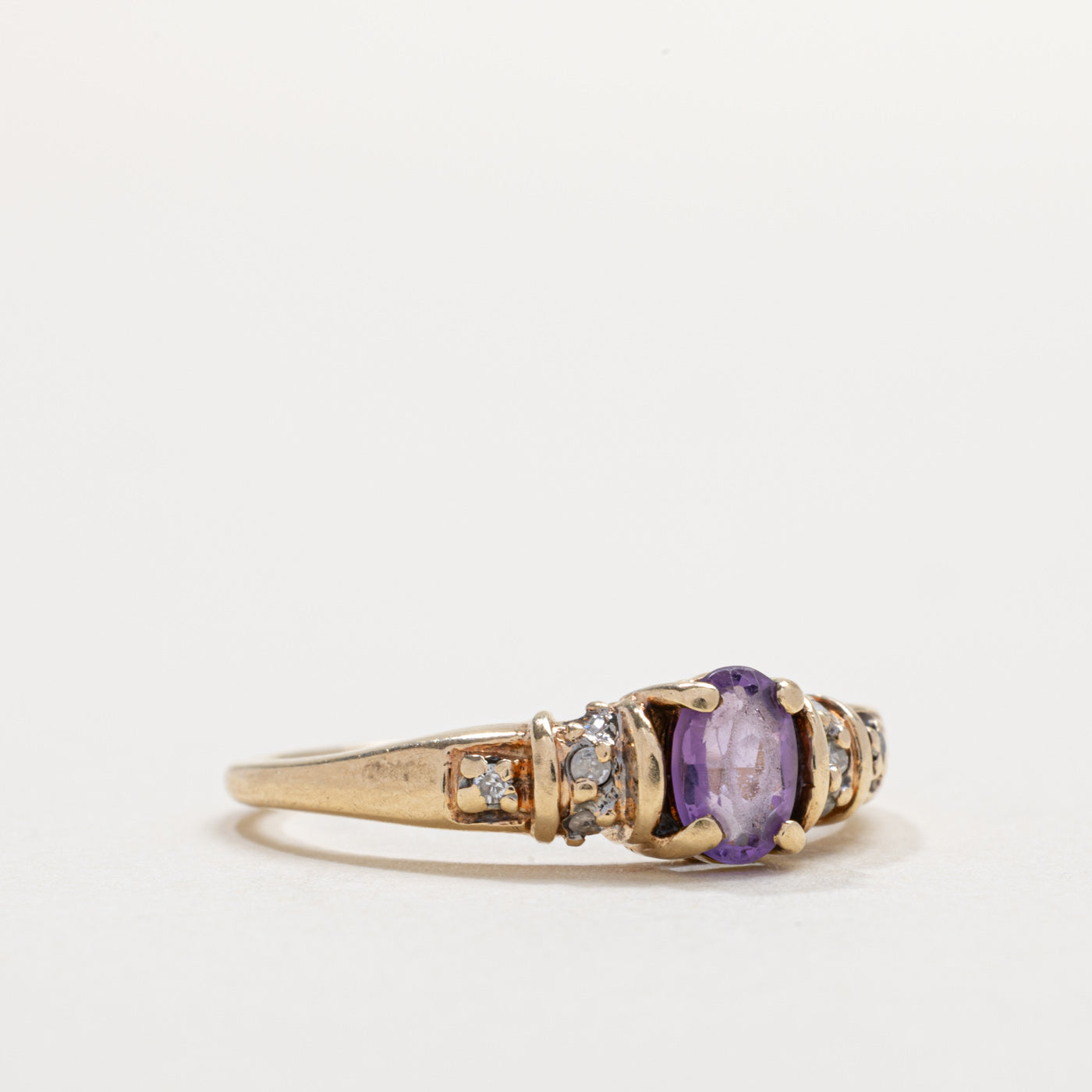 10K Oval Cut Amethyst & Diamond Accented Ring | SZ 6.75